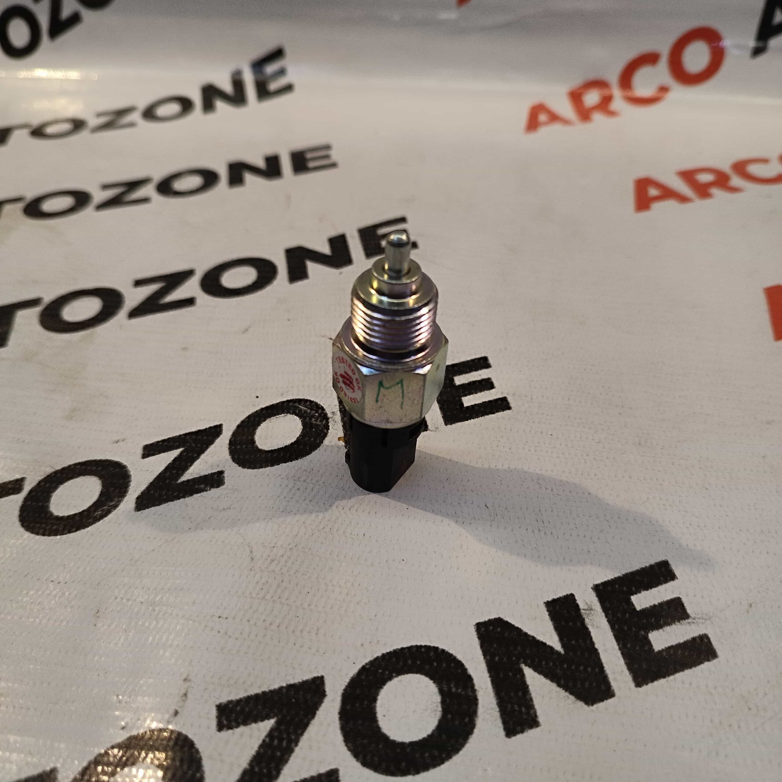 REV LIGHT SWITCH ZEST BOLT INDICA INDIGO NEXON TIAGO ALTROZ NEXON WITHOUT WIRE MINDA S02019