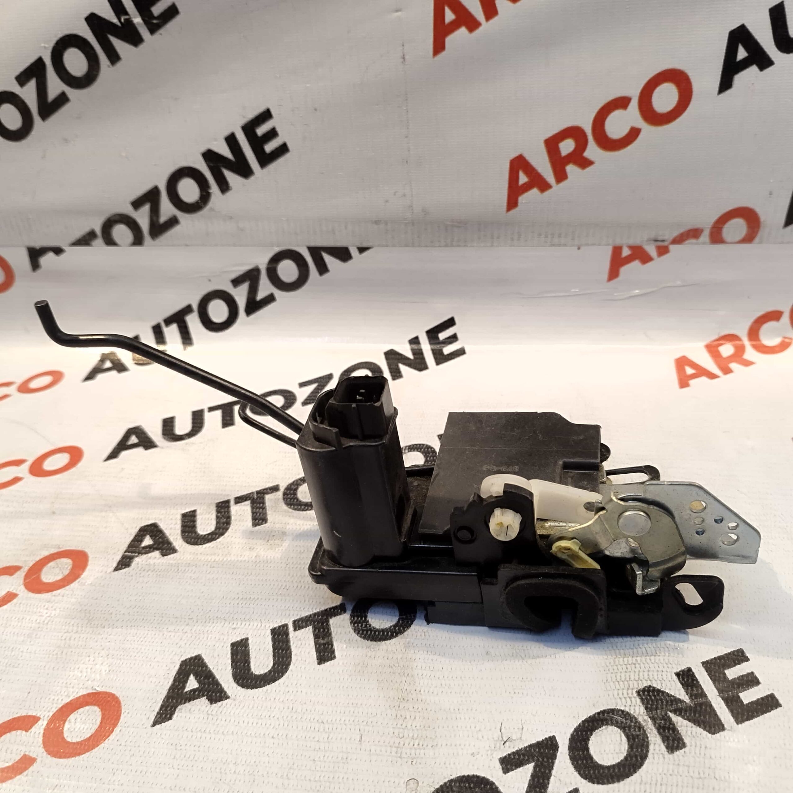 DOOR LATCH I10 FRONT LEFT HYU 813100X121