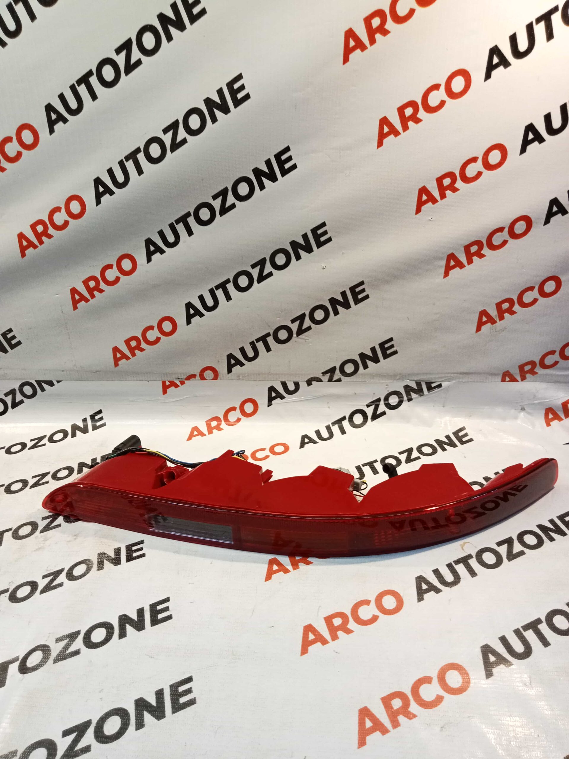REAR BUMPER REFLECTOR Q5 LEFT IMP 8RD945095