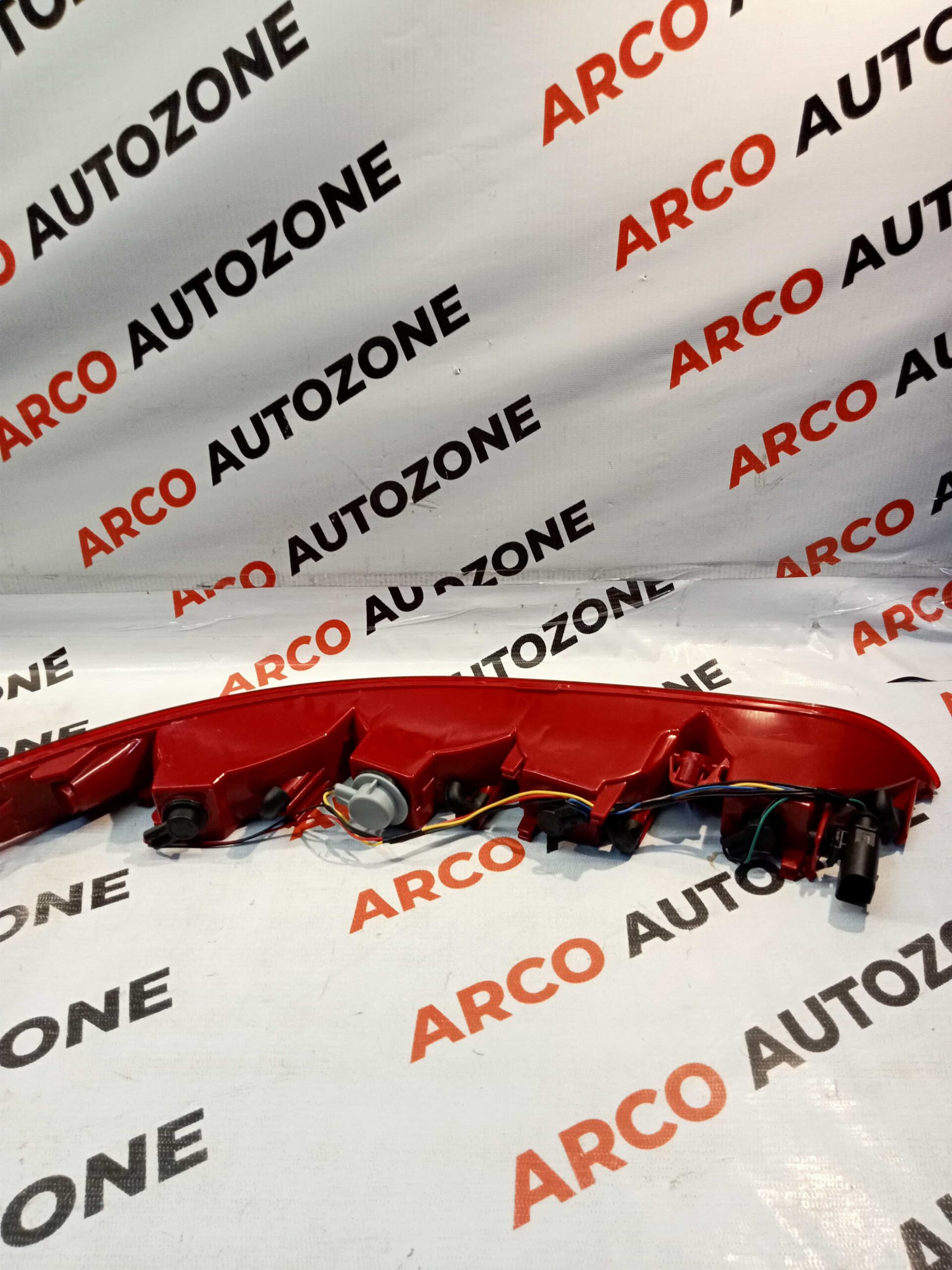 REAR BUMPER REFLECTOR Q5 LEFT IMP 8RD945095