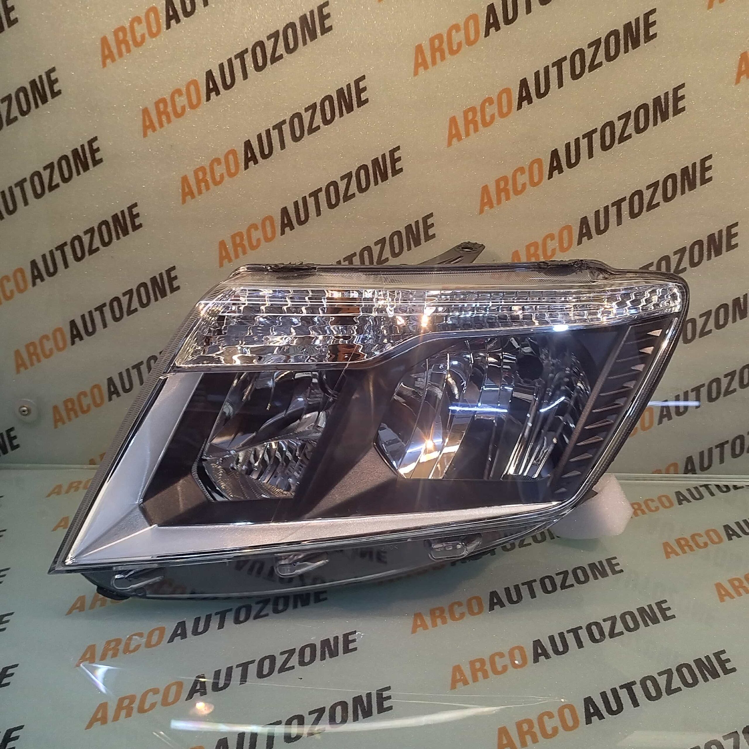 LIGHTING HEAD LIGHT TERRANO LEFT 6 PIN BLACK IMP