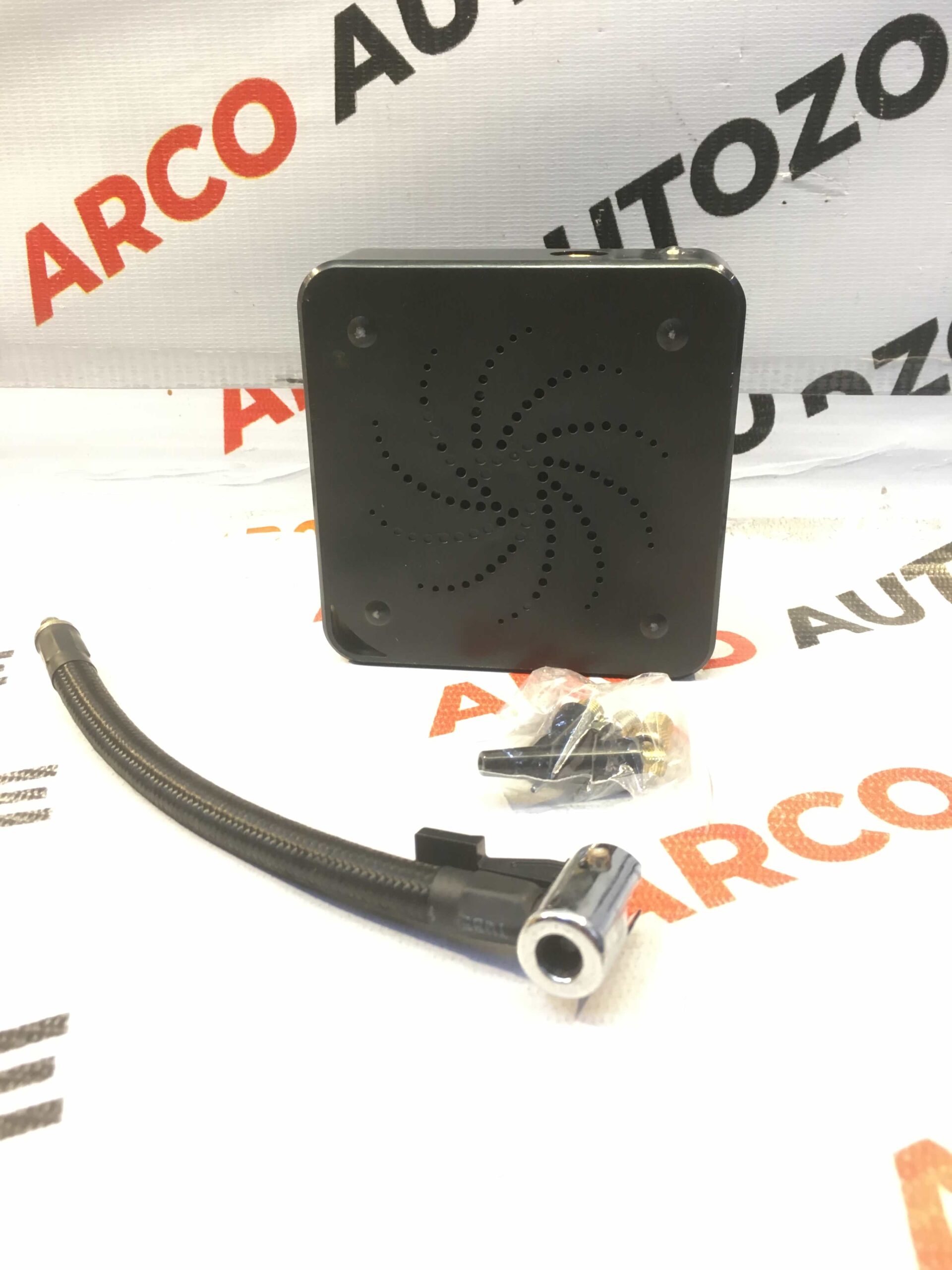 AX8 CHARGE ABLE TYRE INFILATOR