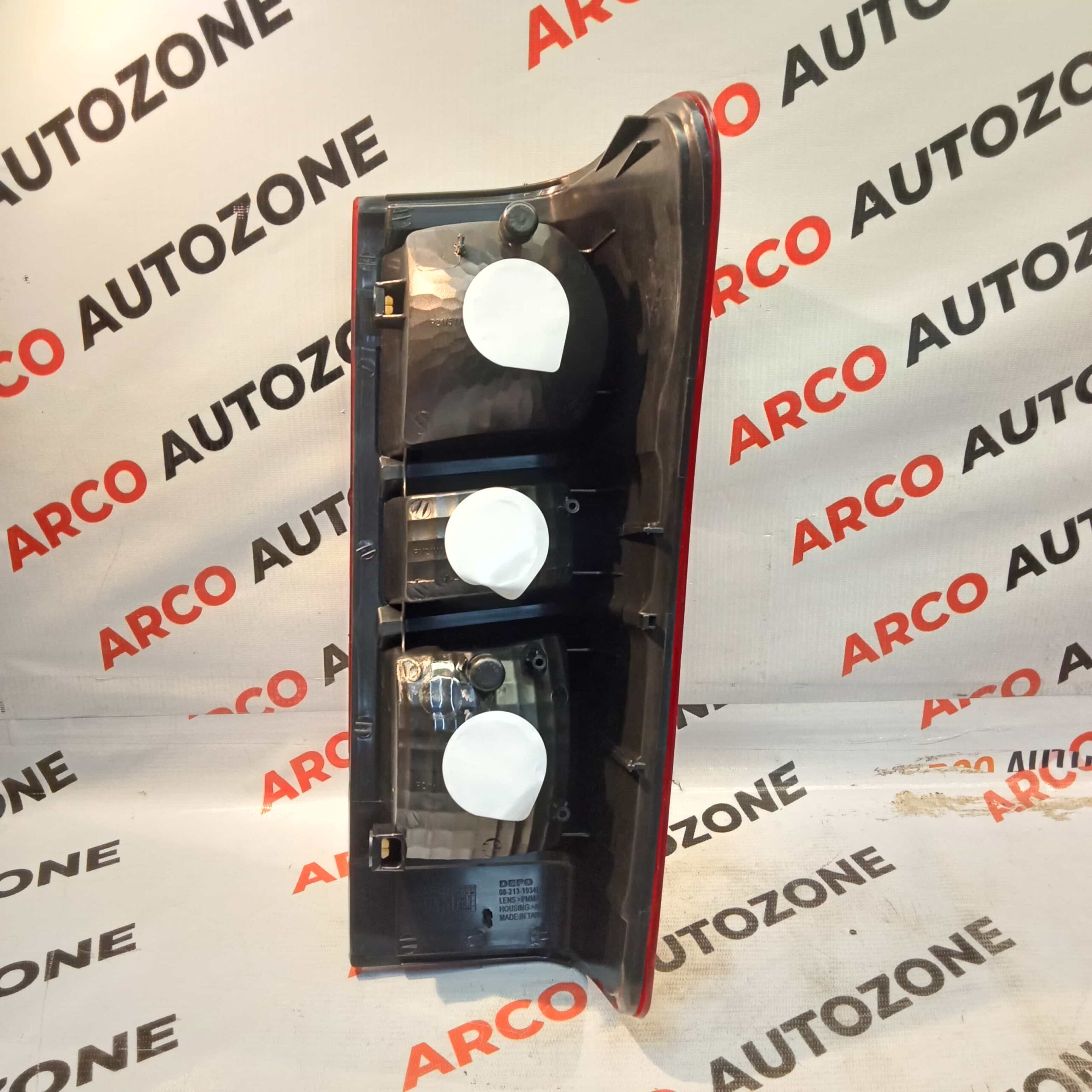 LIGHTING TAIL LIGHT DMAX LEFT DEPO 2131934LUE