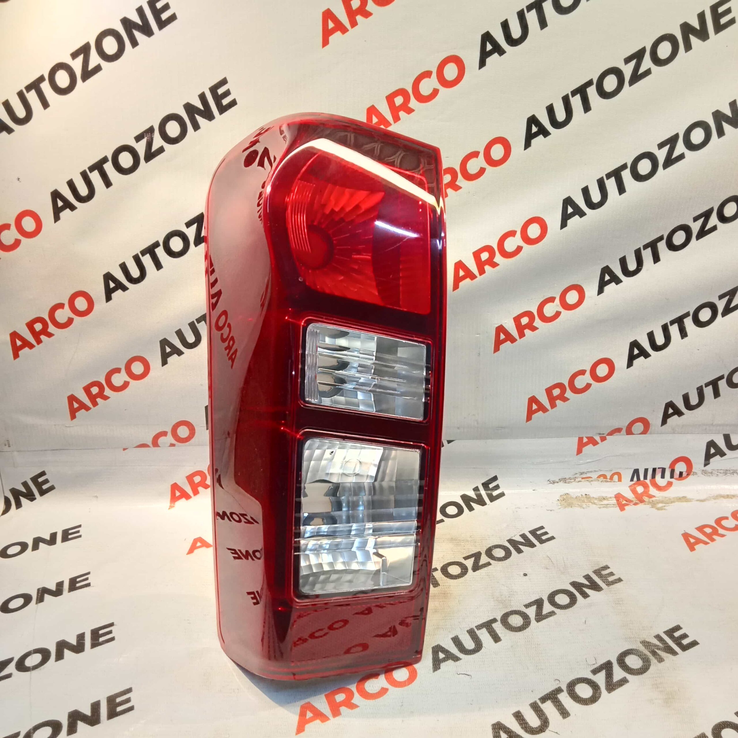 LIGHTING TAIL LIGHT DMAX LEFT DEPO 2131934LUE