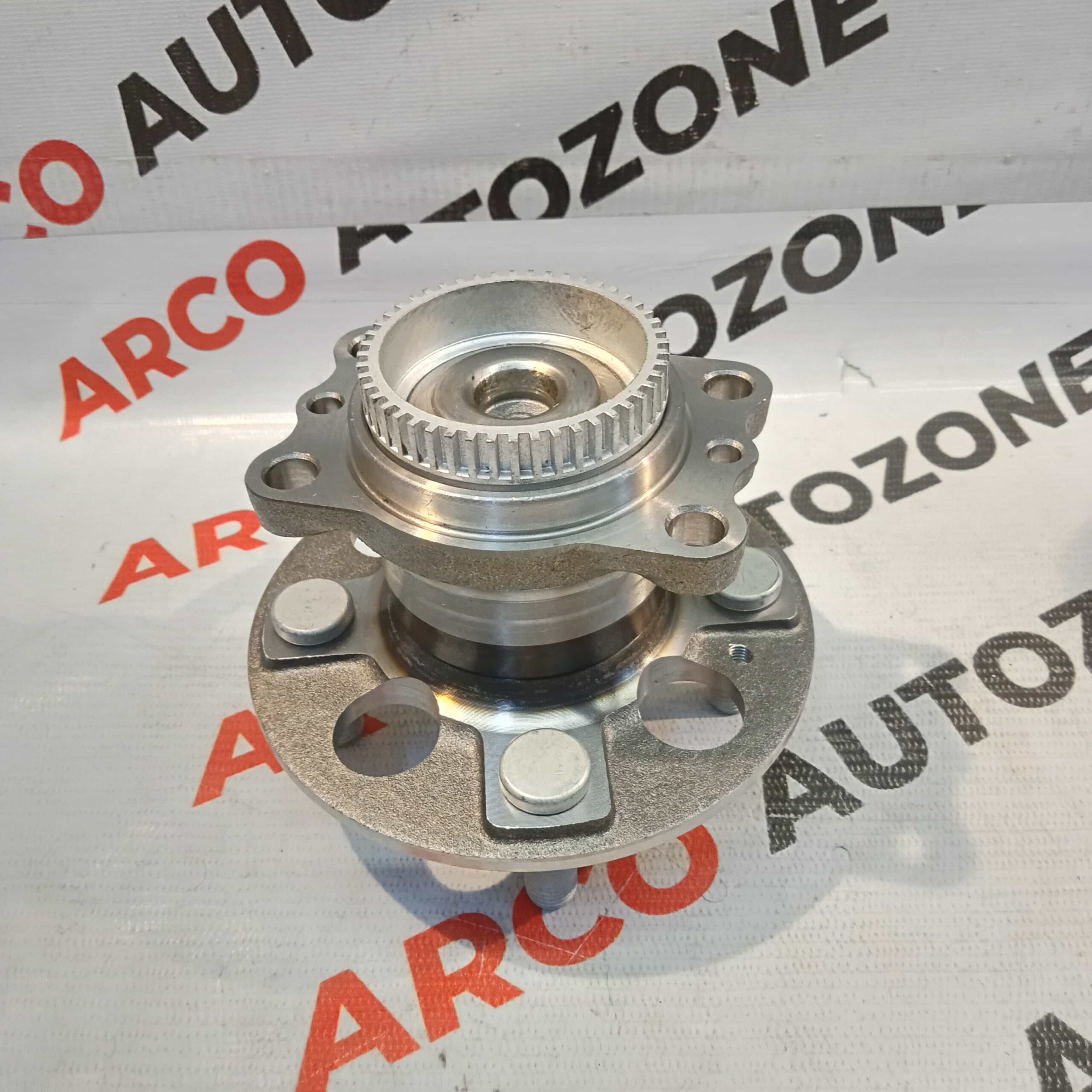 REAR WHEEL HUB VERNA 12 ELITE ABS IMB RWD3018A 527504L100