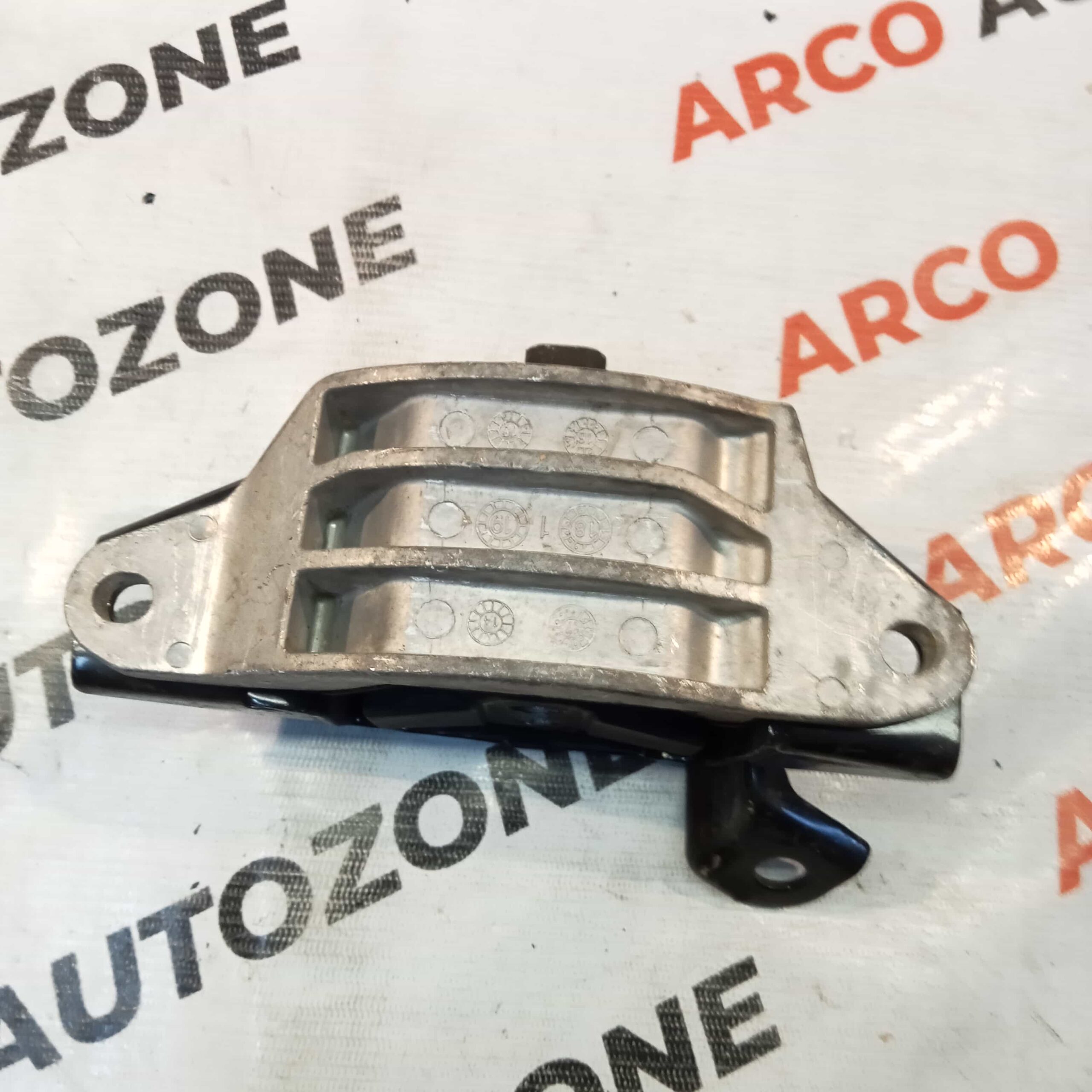 ENGINE MOUNTING LEFT CRETA DIESEL ELITE PETROL HYU 21830C7000 21830A0000