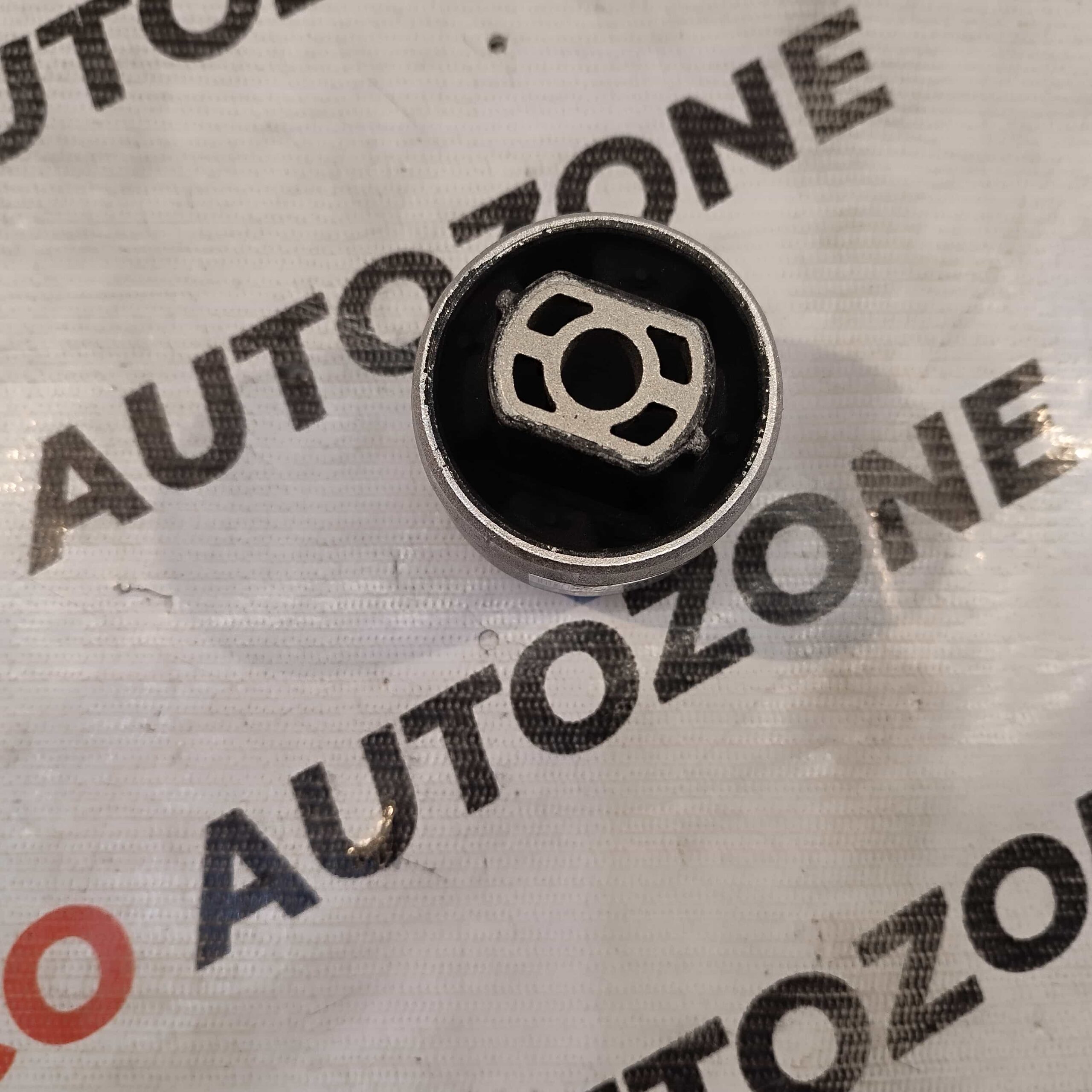 REAR DEAD AXEL BUSH LAURA JETTA Q3 BORSEHUNG 5Q0505541A