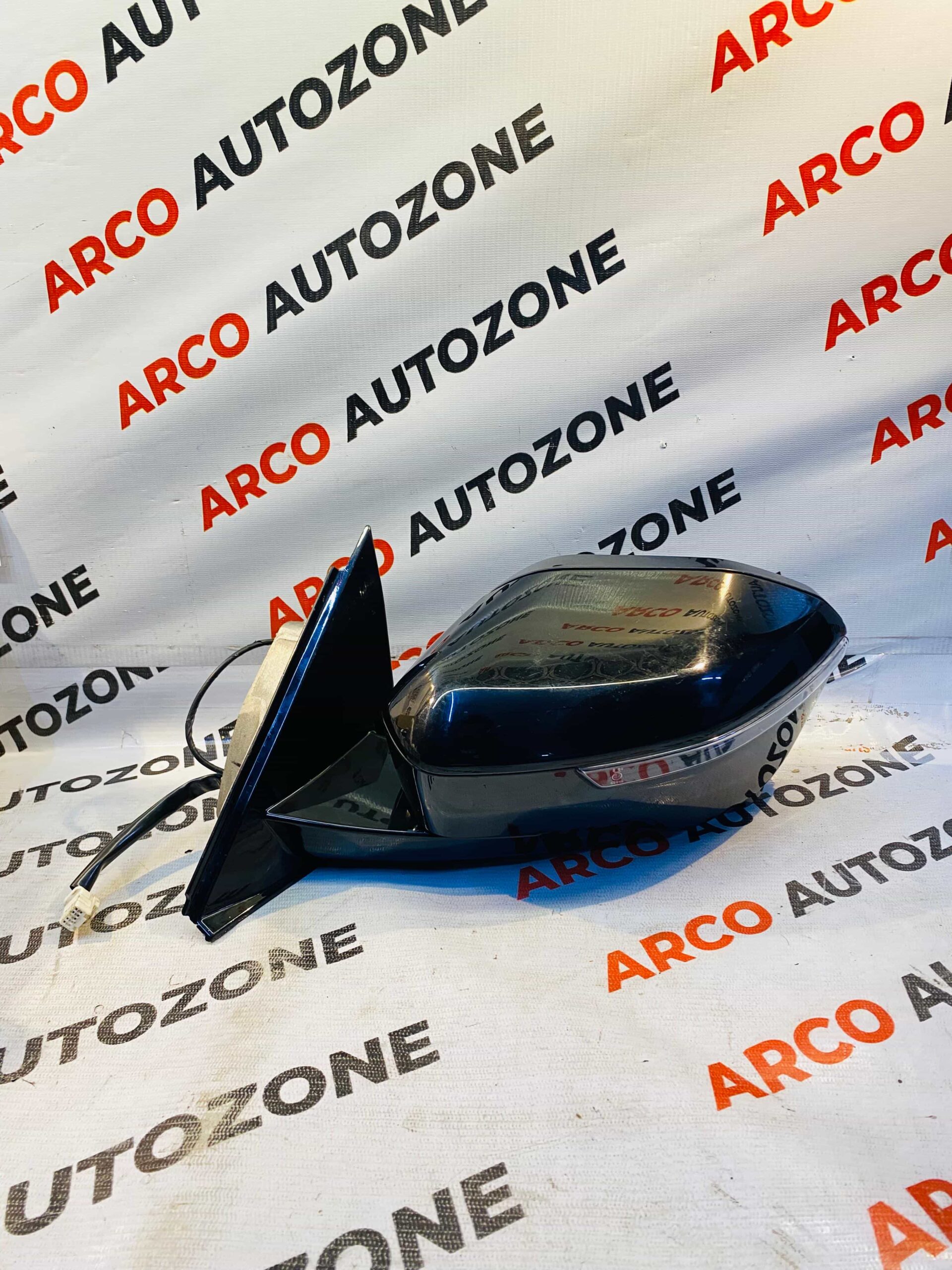 SIDE MIRROR SAFARI HARRIER 9 WIRE WITH CAM LEFT LOT