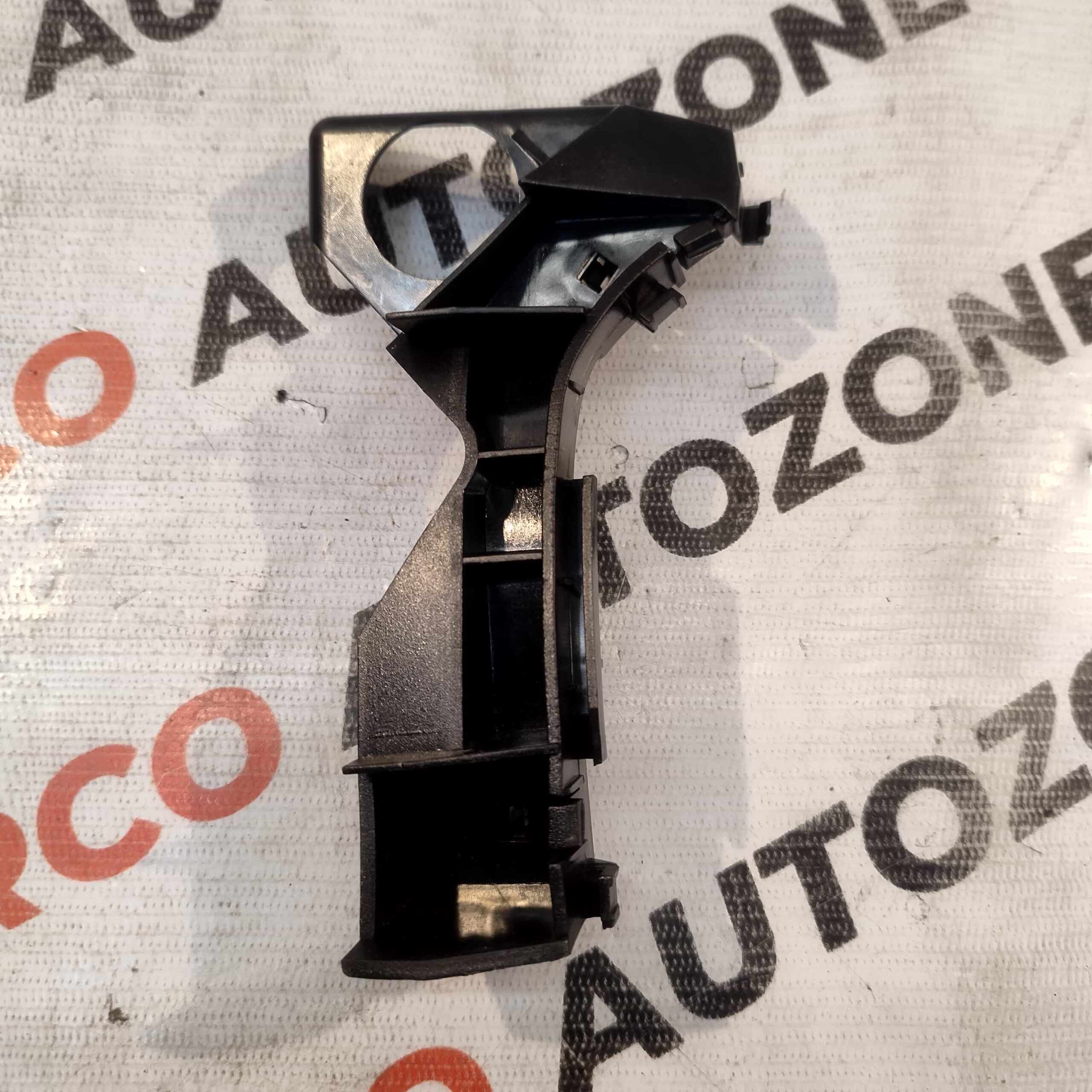 FRONT BUMPER BRACKET COROLLA LEFT IMP 5211612360