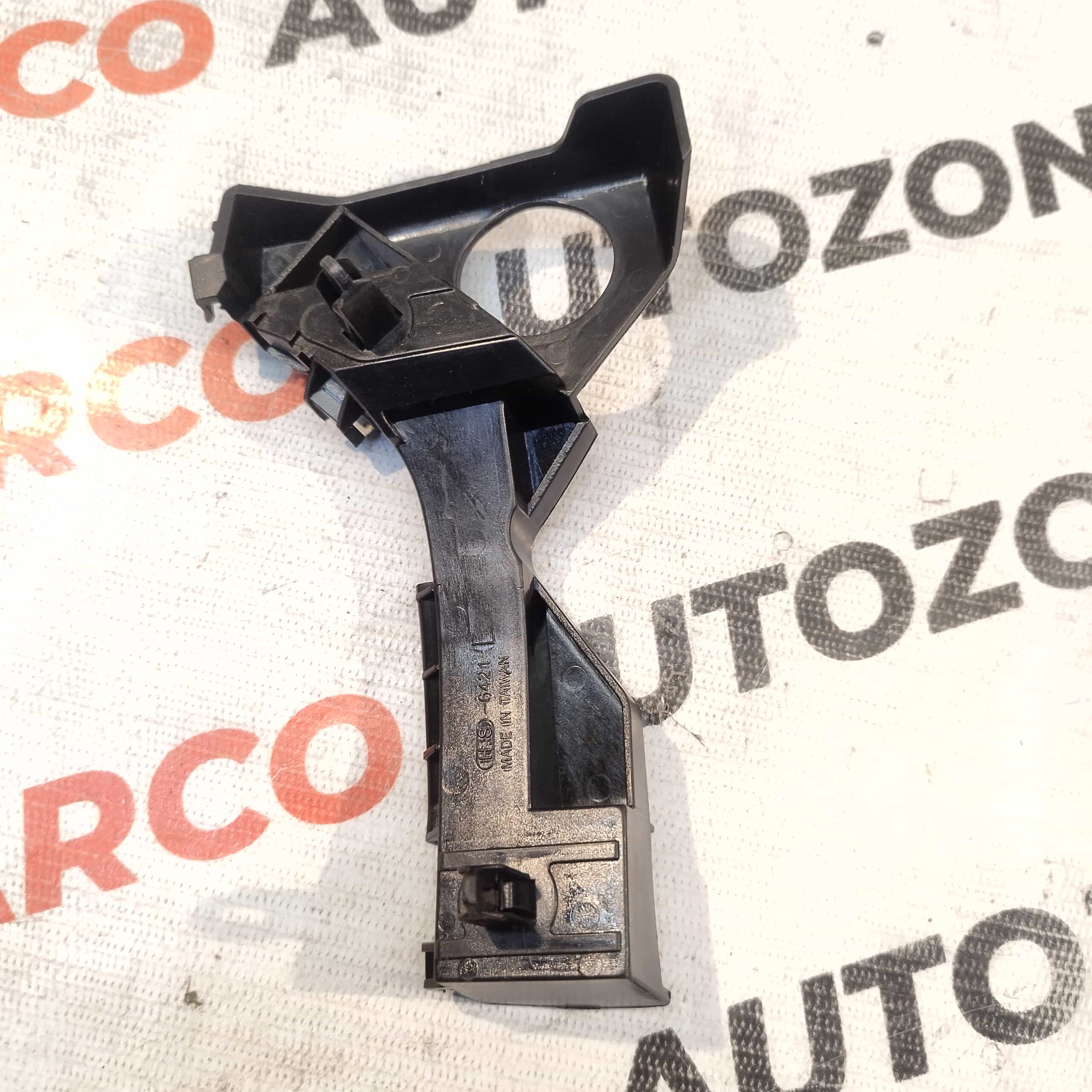 FRONT BUMPER BRACKET COROLLA LEFT IMP 5211612360