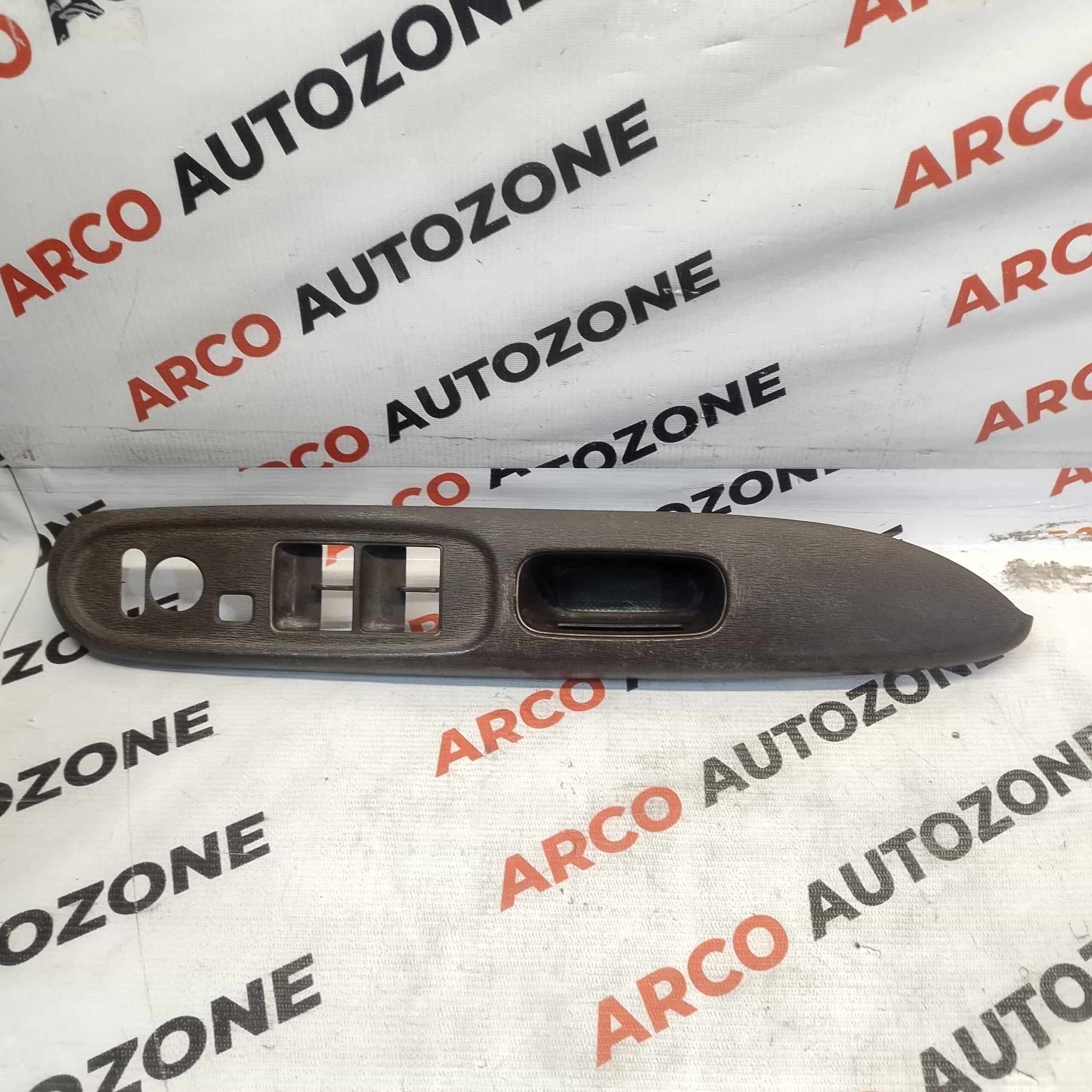 POWER WINDOW SWITCH PANNEL AMAZE BRIO USED