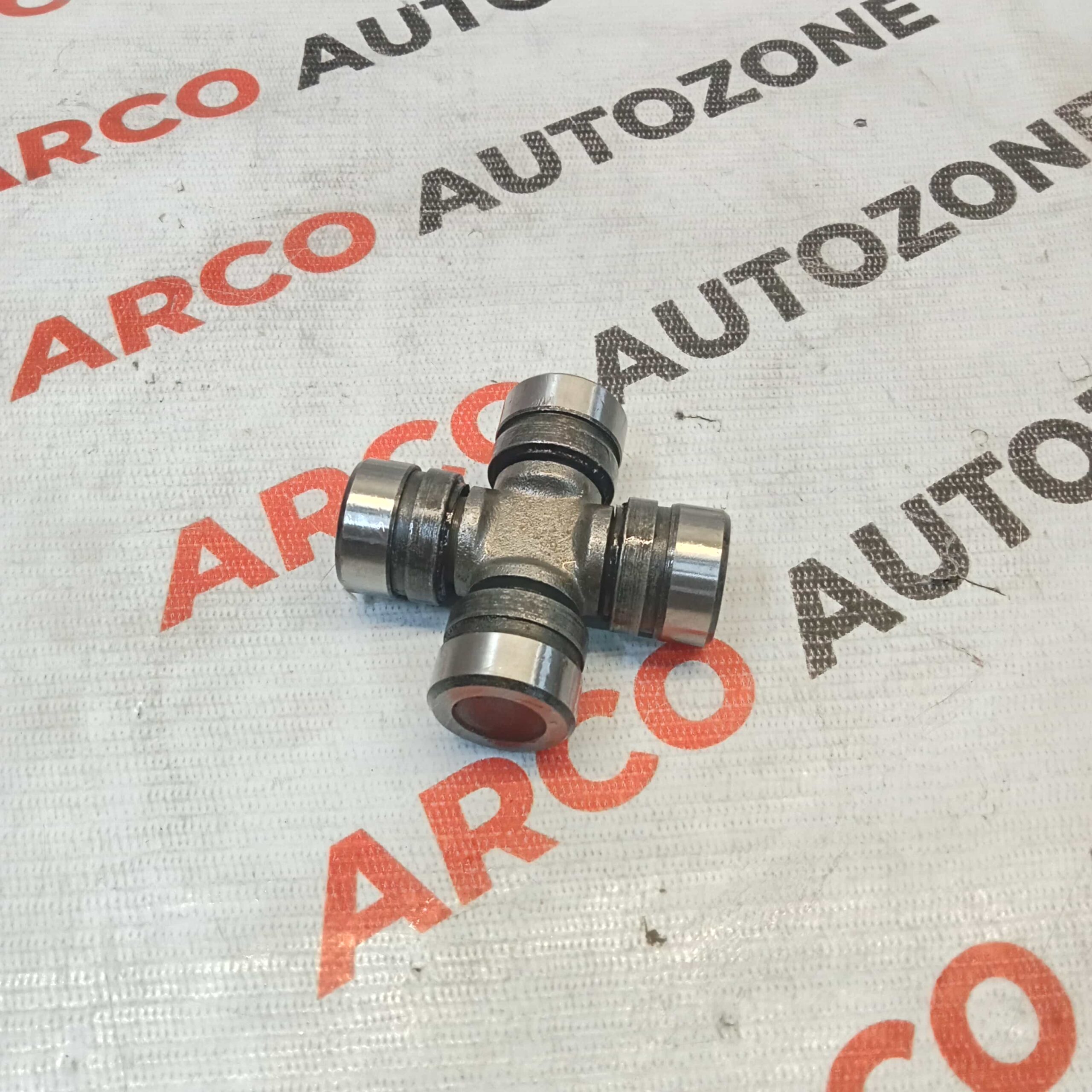SHAFT U JOINT INNOVA QUALIS FORTUNER GEMCO