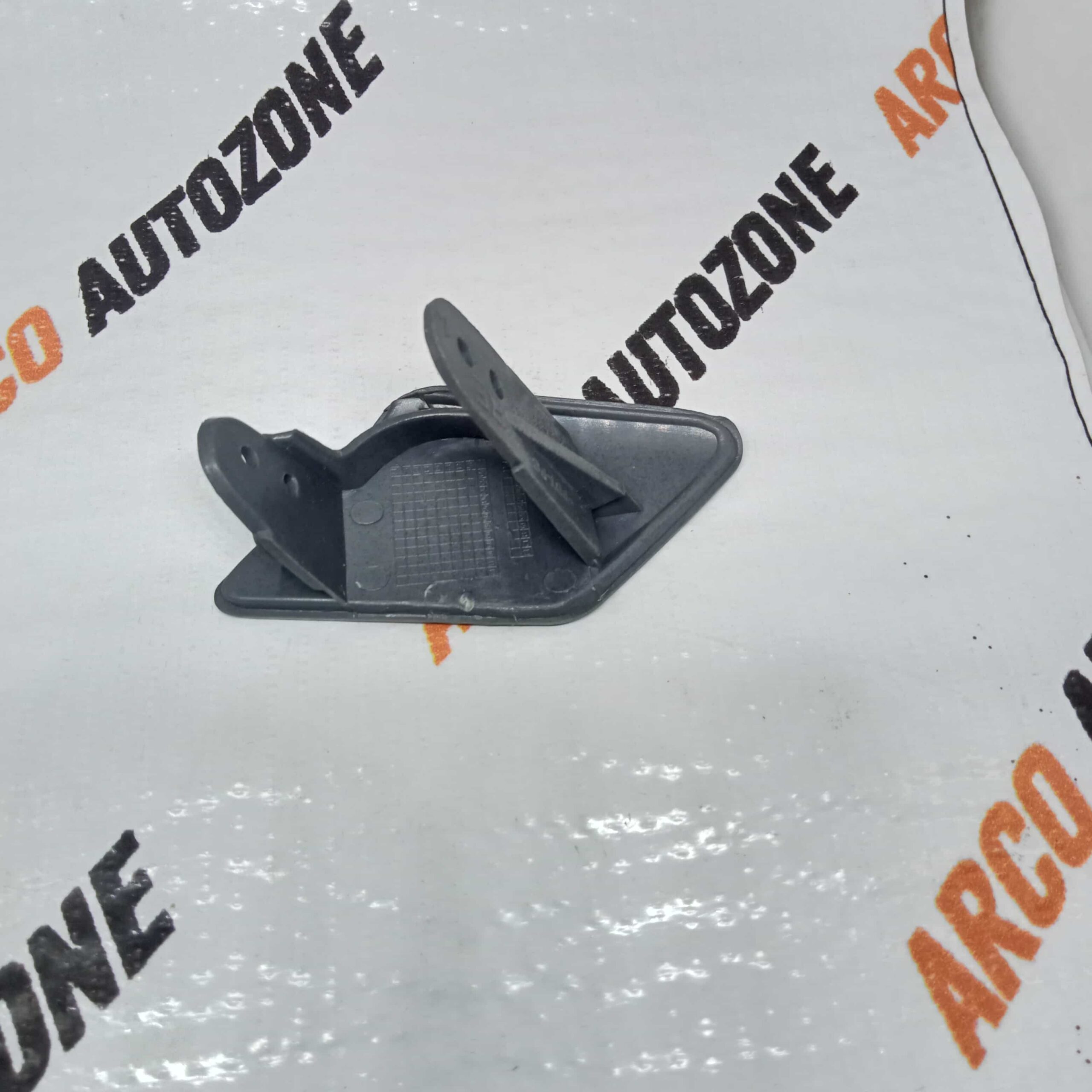 WASHER CAP F30 LEFT IMP 51117276386