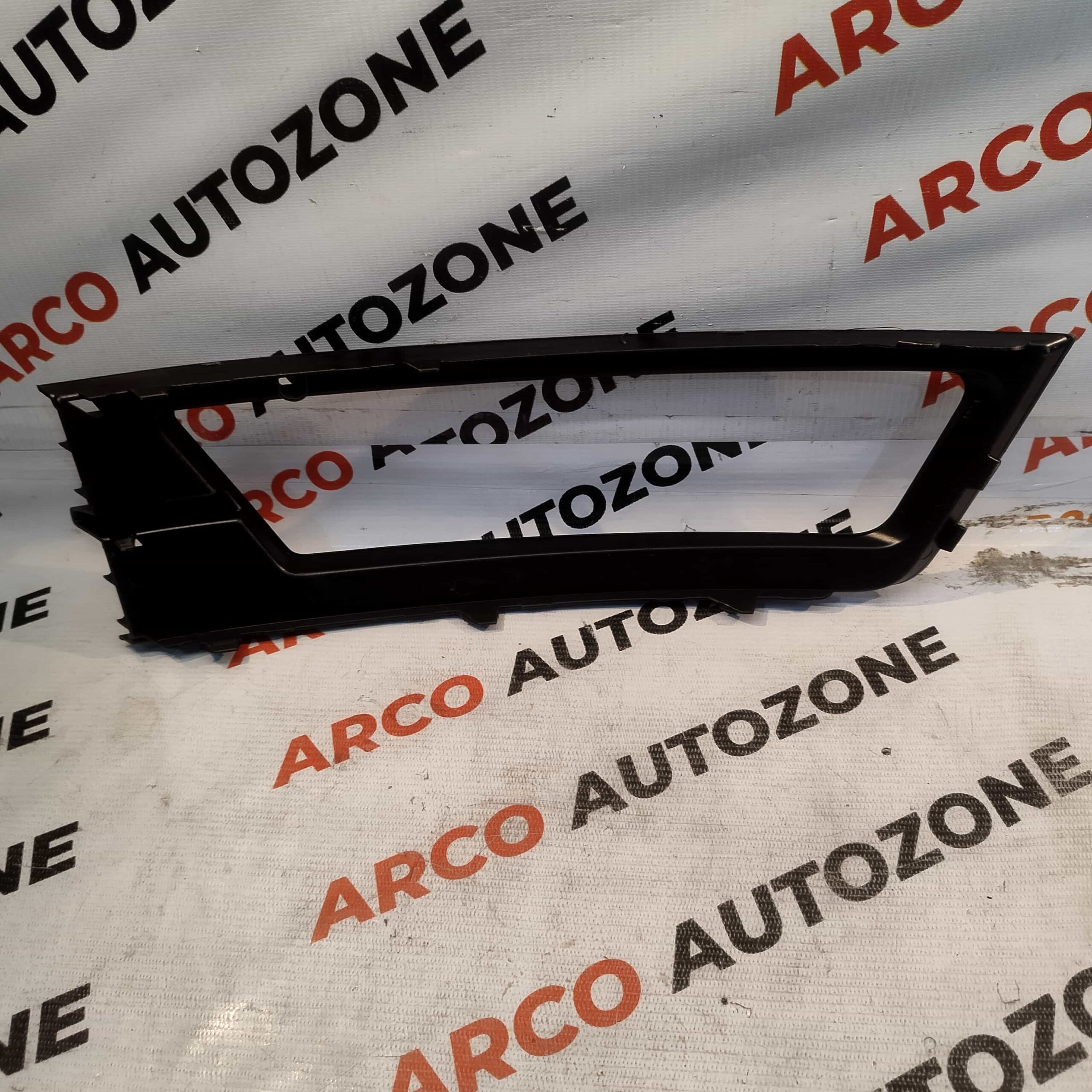 FOG LAMP COVER RAPID T2 RIGHT HOLE REPLAST
