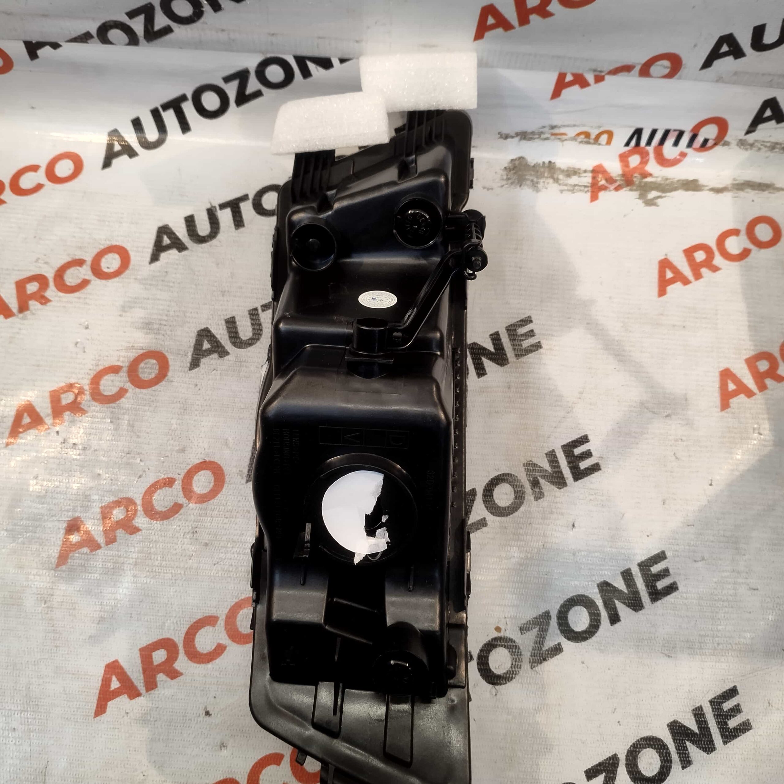 FOG LAMP RAPID T2 RIGHT BLACK IMP 5JA941702A