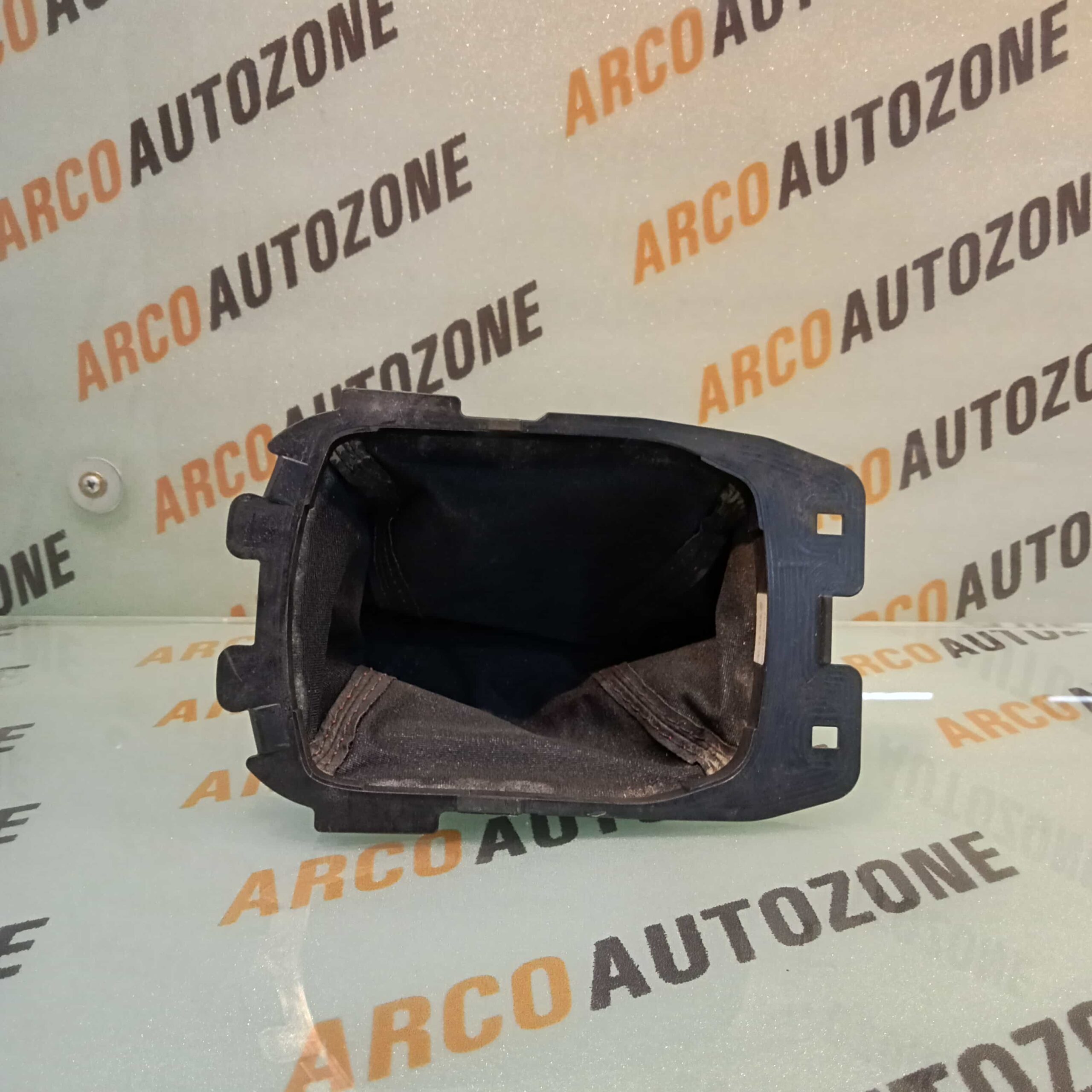 GEAR LEVER BOOT ECOSPORT 3243