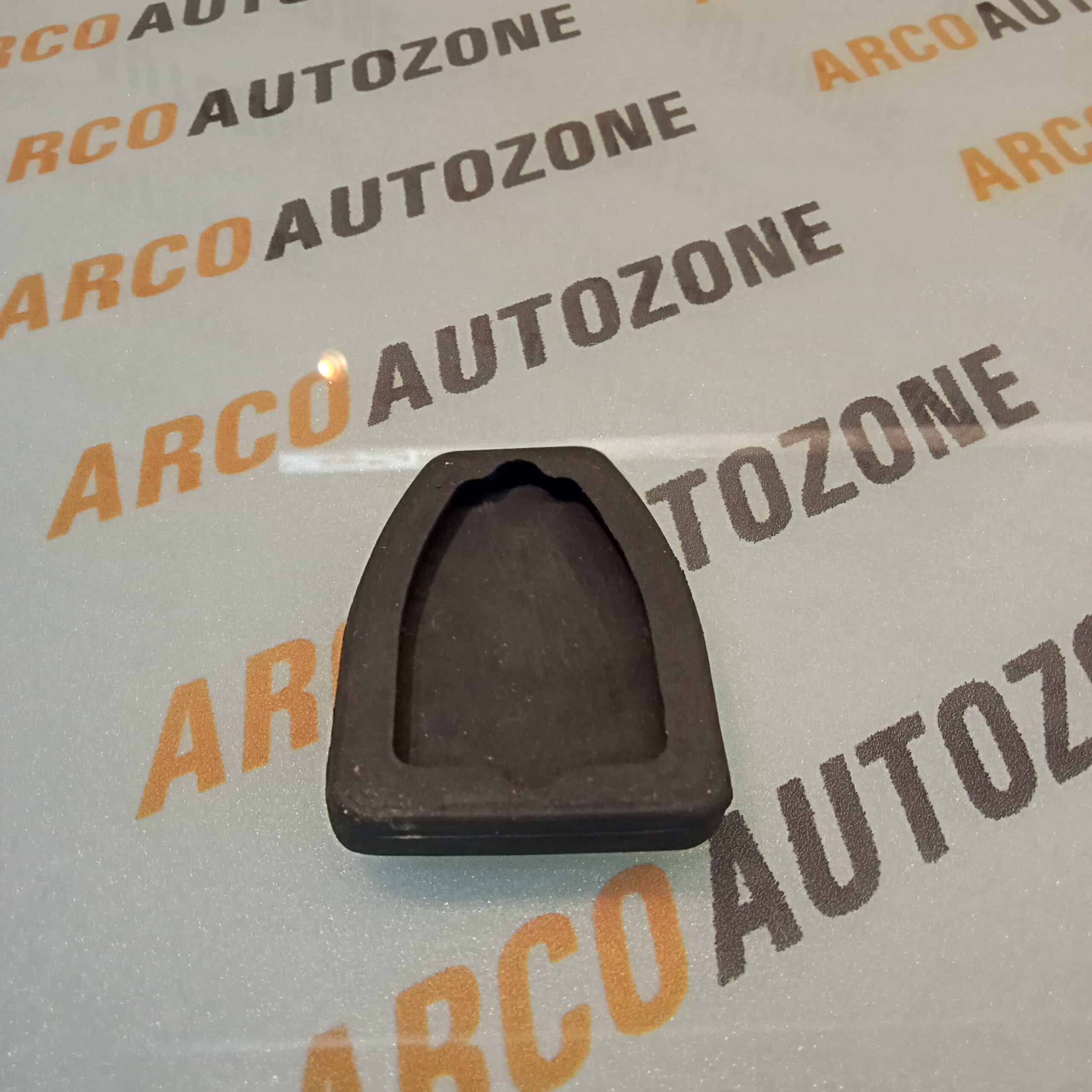 CLUTCH PADDLE RUBBER MICRA SUNNY SCALA PULSE 4035