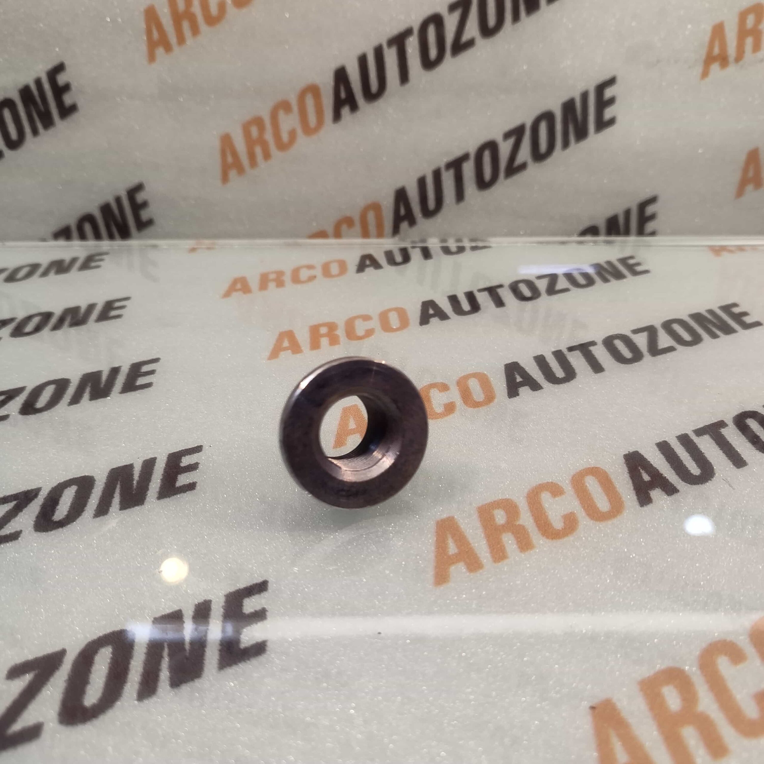 AXLE NUT EON
