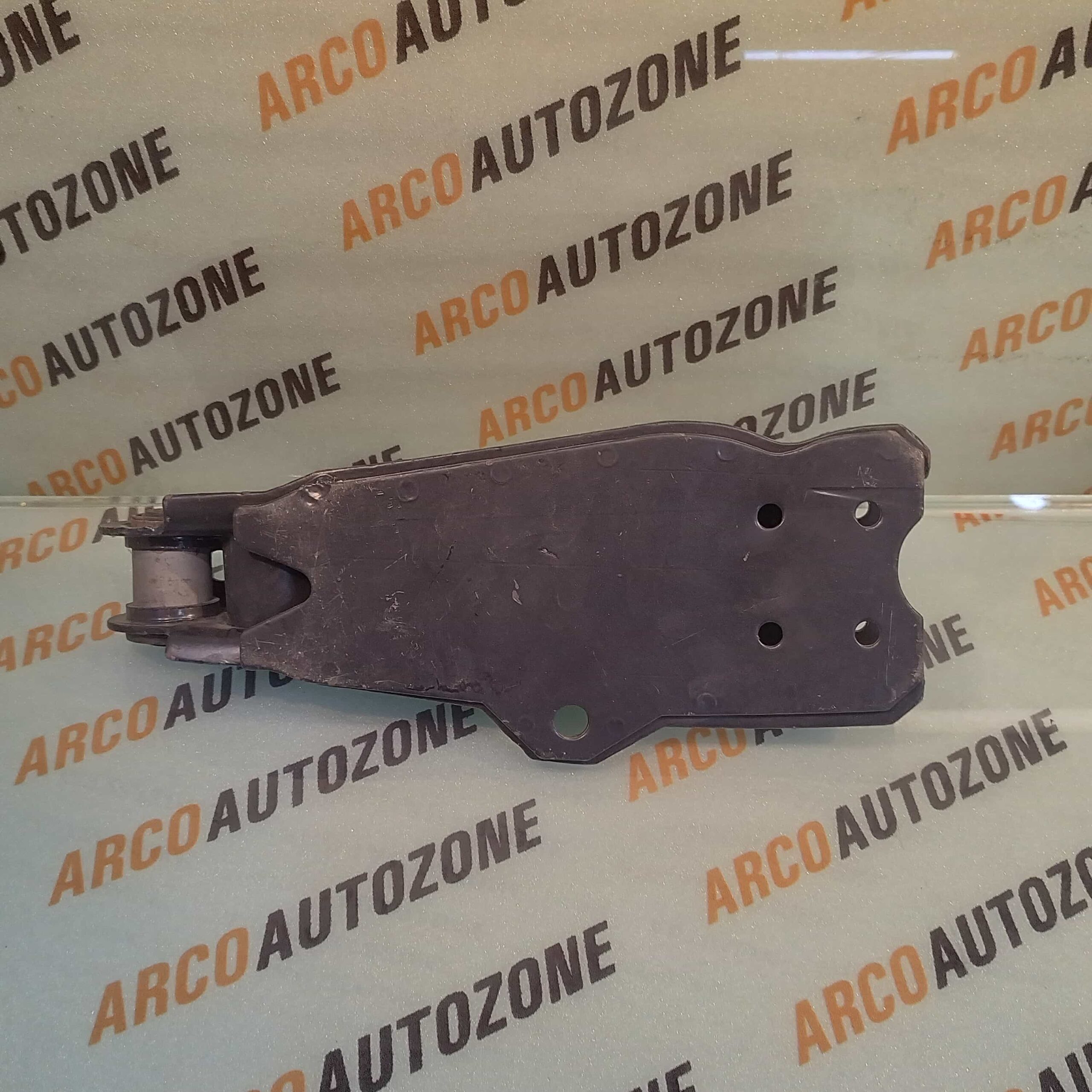 TRACK CONTROL ARM TAVERA RIGHT LOWER WITHOUT BUSH AND BALL IMP T97596240