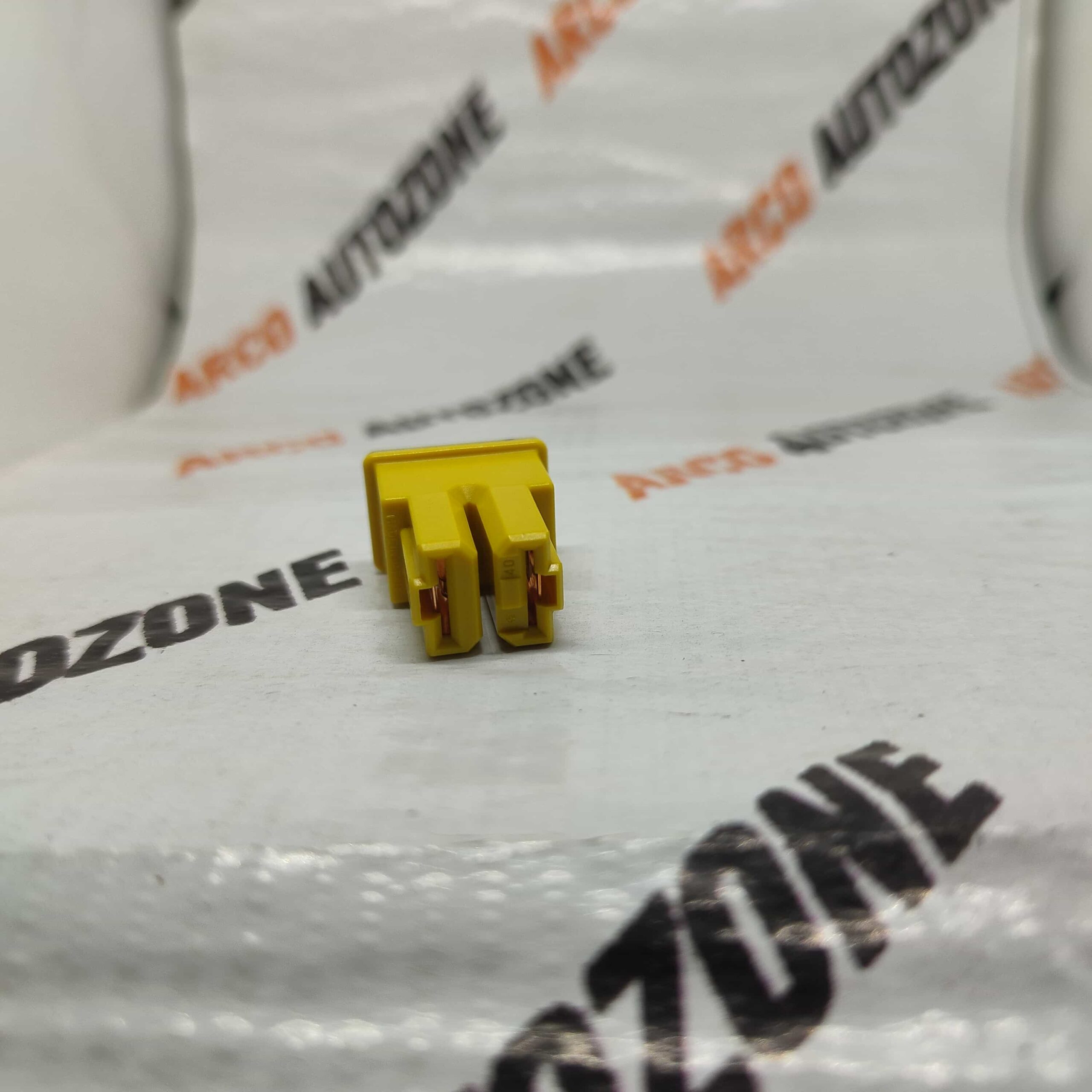 FEMALE FUSE 60 AMP YELLOW