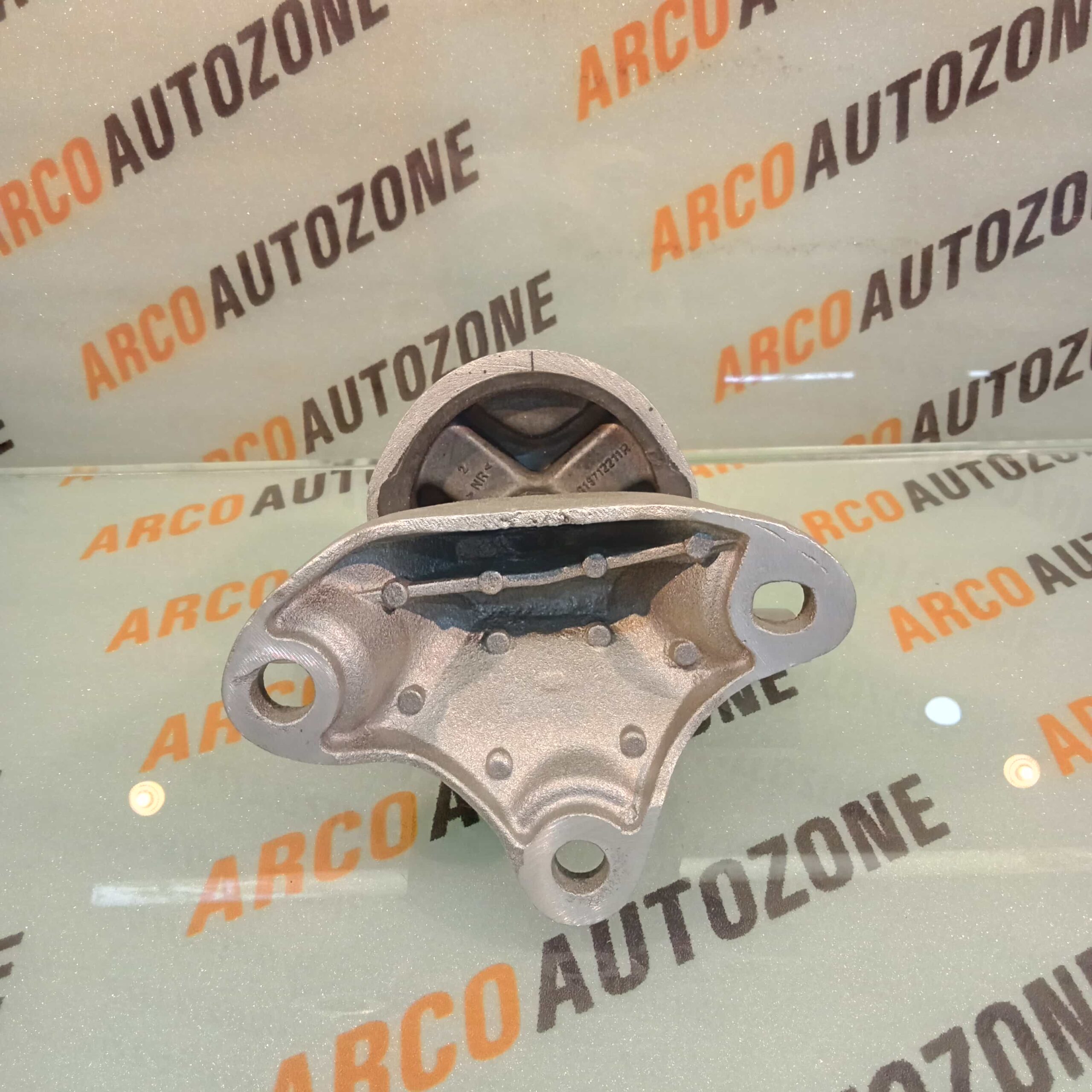 ENGINE MOUNTING LEFT TRIBER IMP