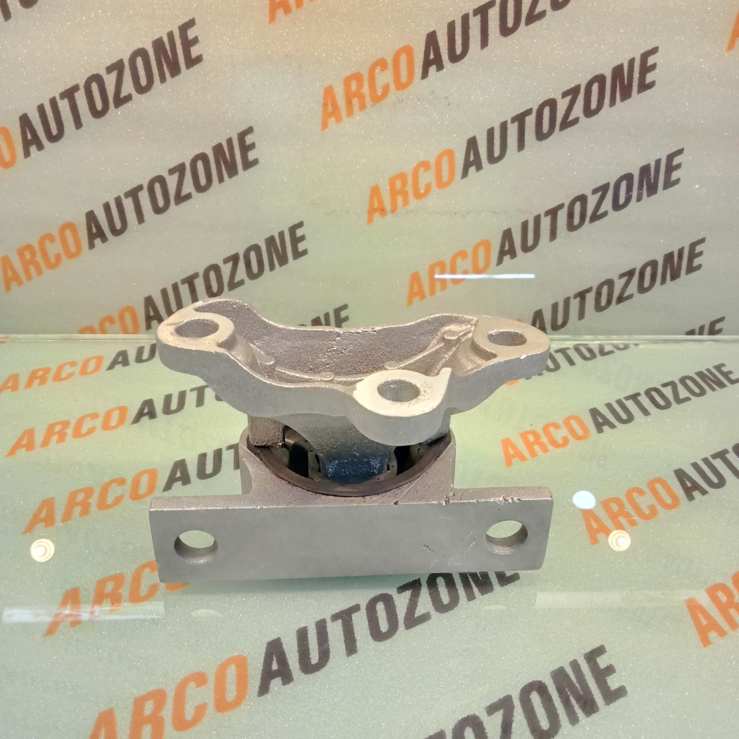 ENGINE MOUNTING LEFT TRIBER IMP