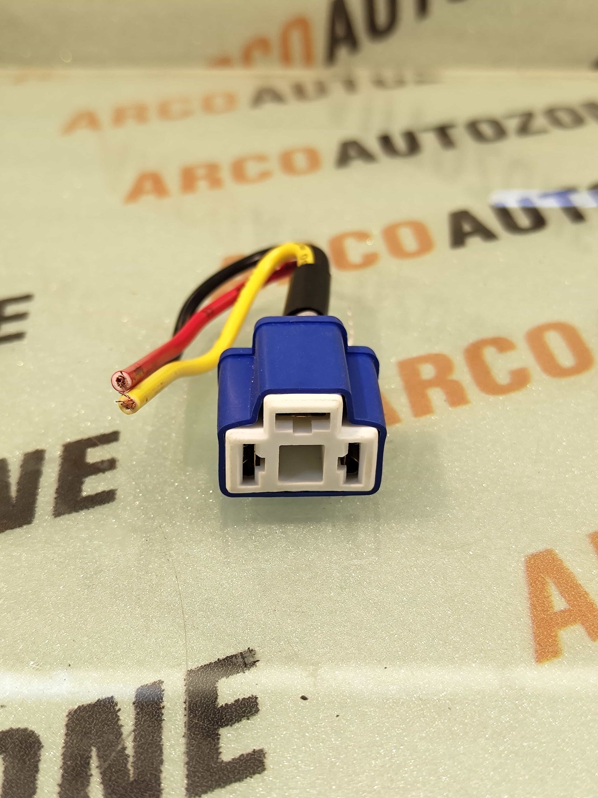 ELECTRONIC COMPONENTS WIRING HARNESS COUPLER H4 BULB HOLDER ROOTS RBHCHCH4