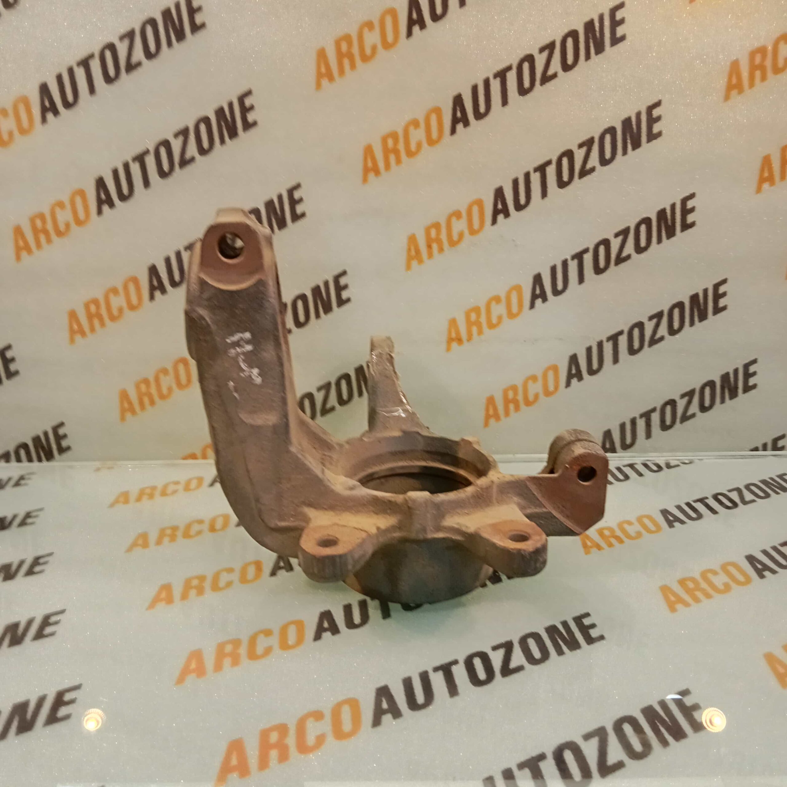 NUCKEL FIGO FIESTA RIGHT FORD 6N2Z3K185C