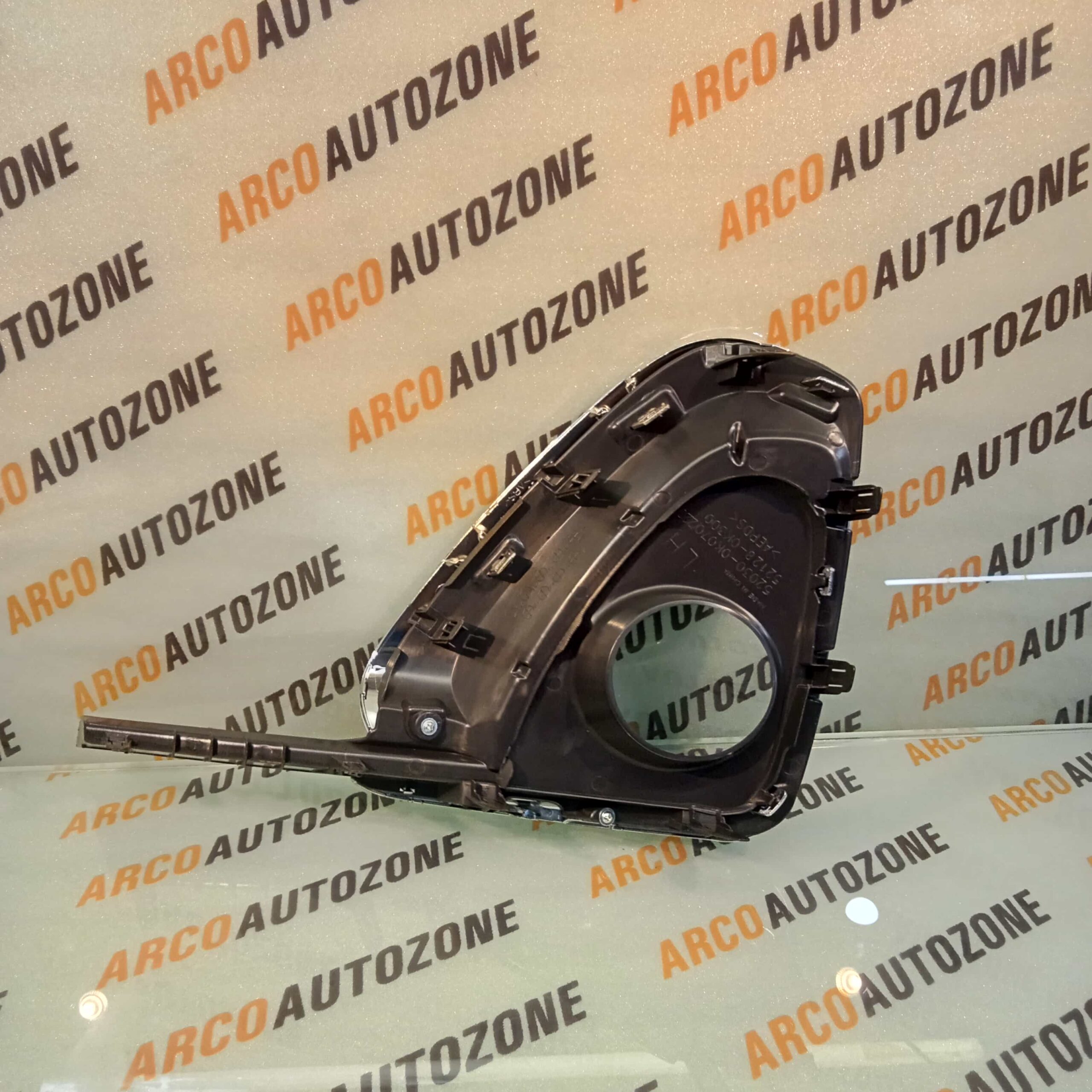 FOG LAMP COVER FORTUNER T4 LEFT IMP