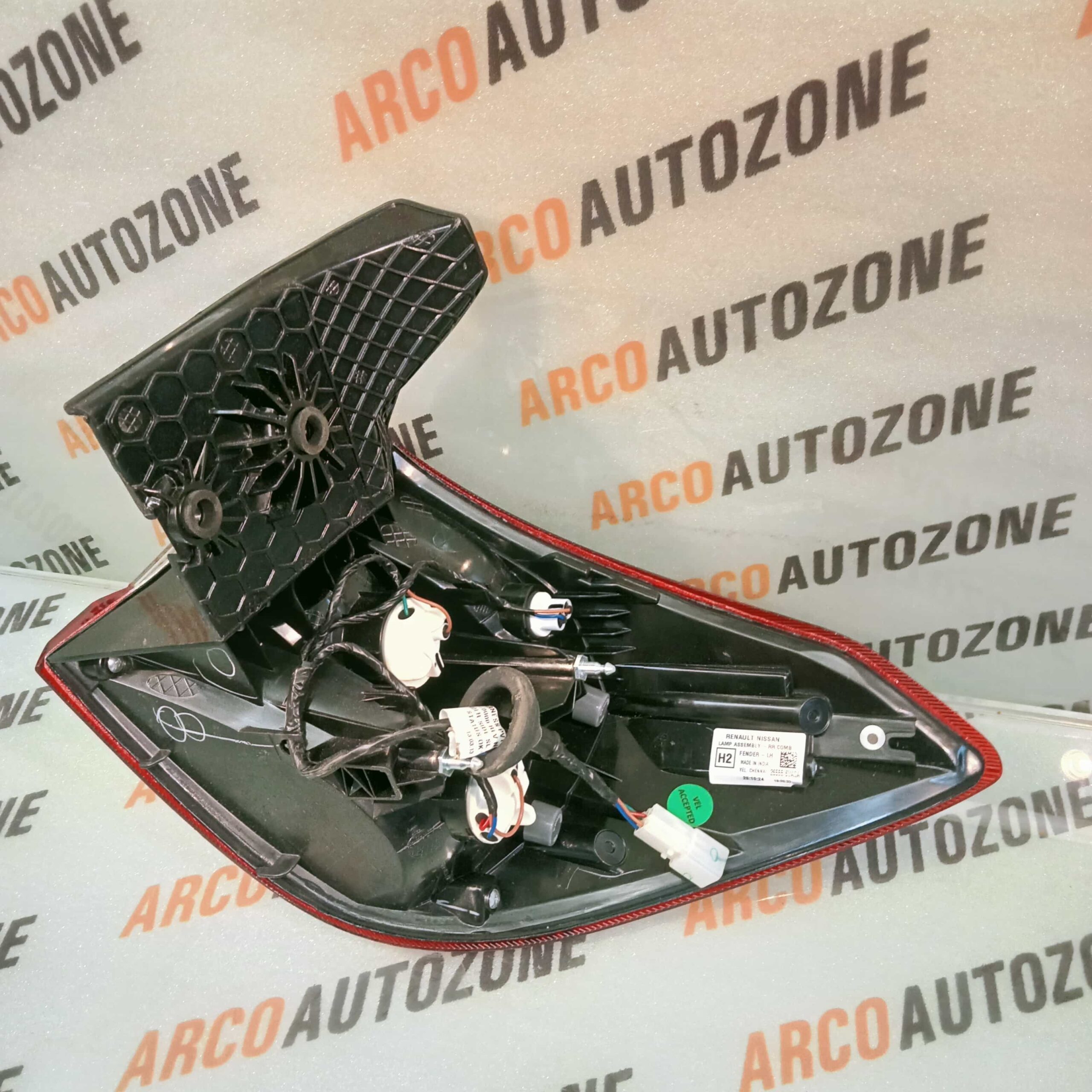 LIGHTING TAIL LIGHT MAGNITE LEFT REN 265556VA0A