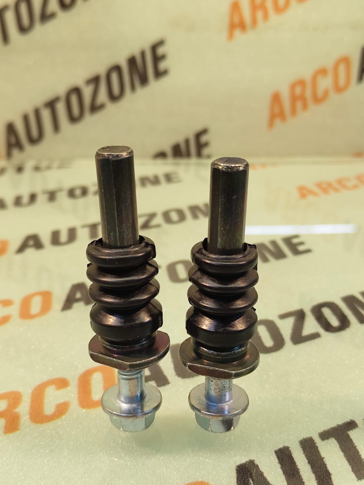 CALIPER PIN CAR KWID INDICA SMITH DL1551