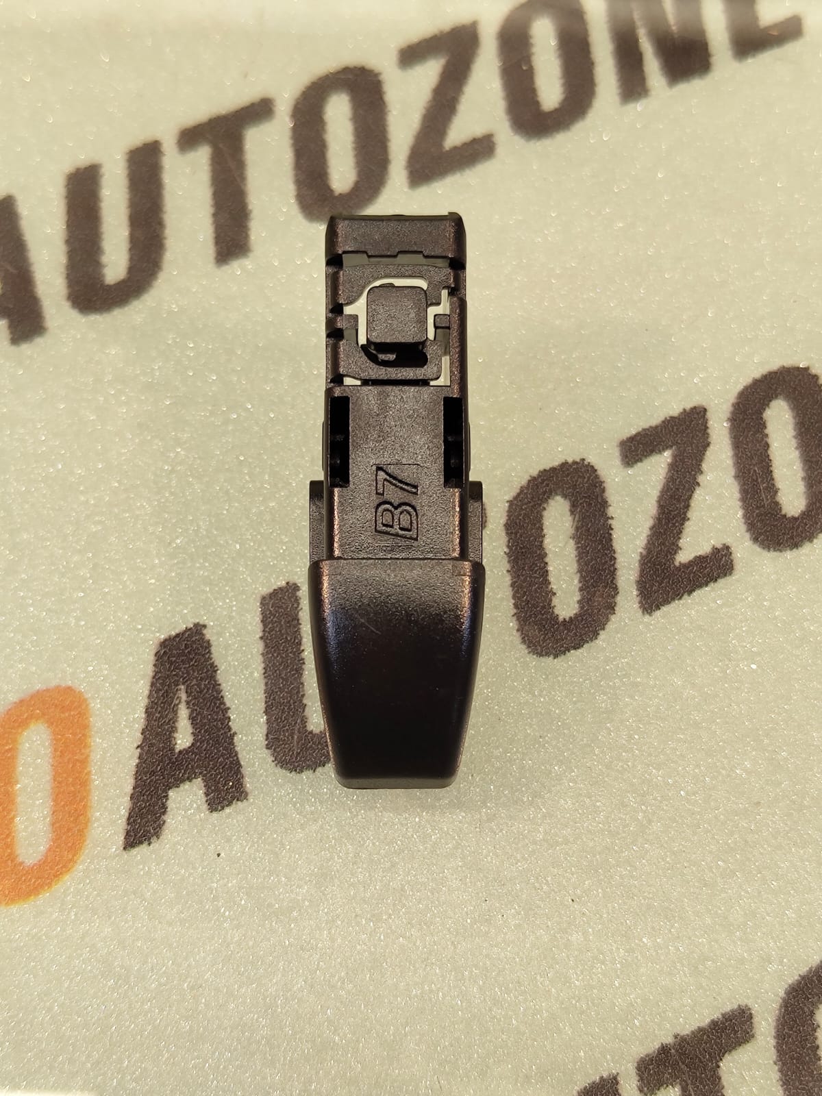 WIPER ADAPTOR FABIA X3 BIG M12