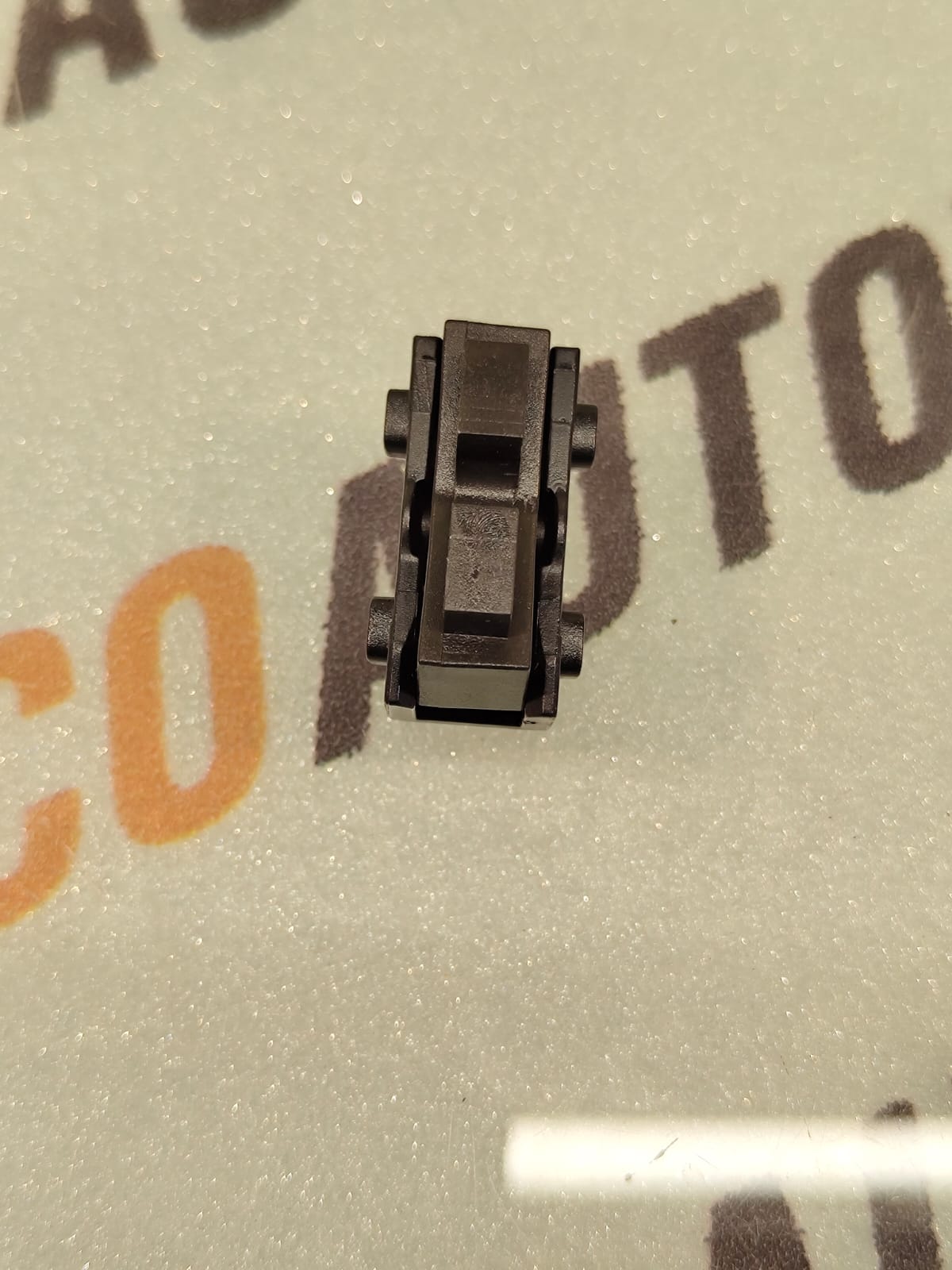 WIPER ADAPTOR M14 MERCEDES