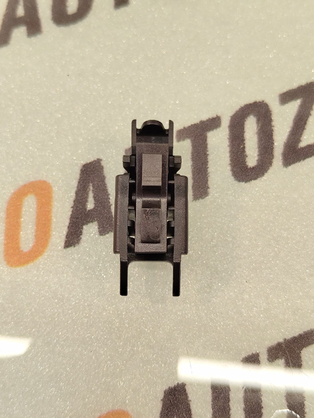 WIPER ADAPTOR M16