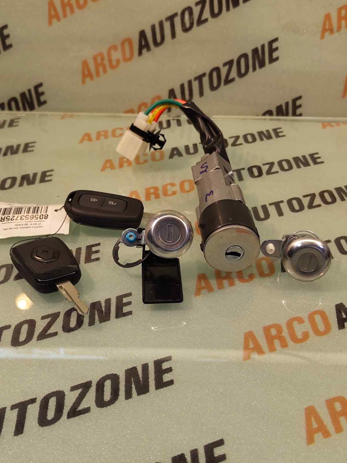 LOCK SET KWID WITH REMOTE 805653725R