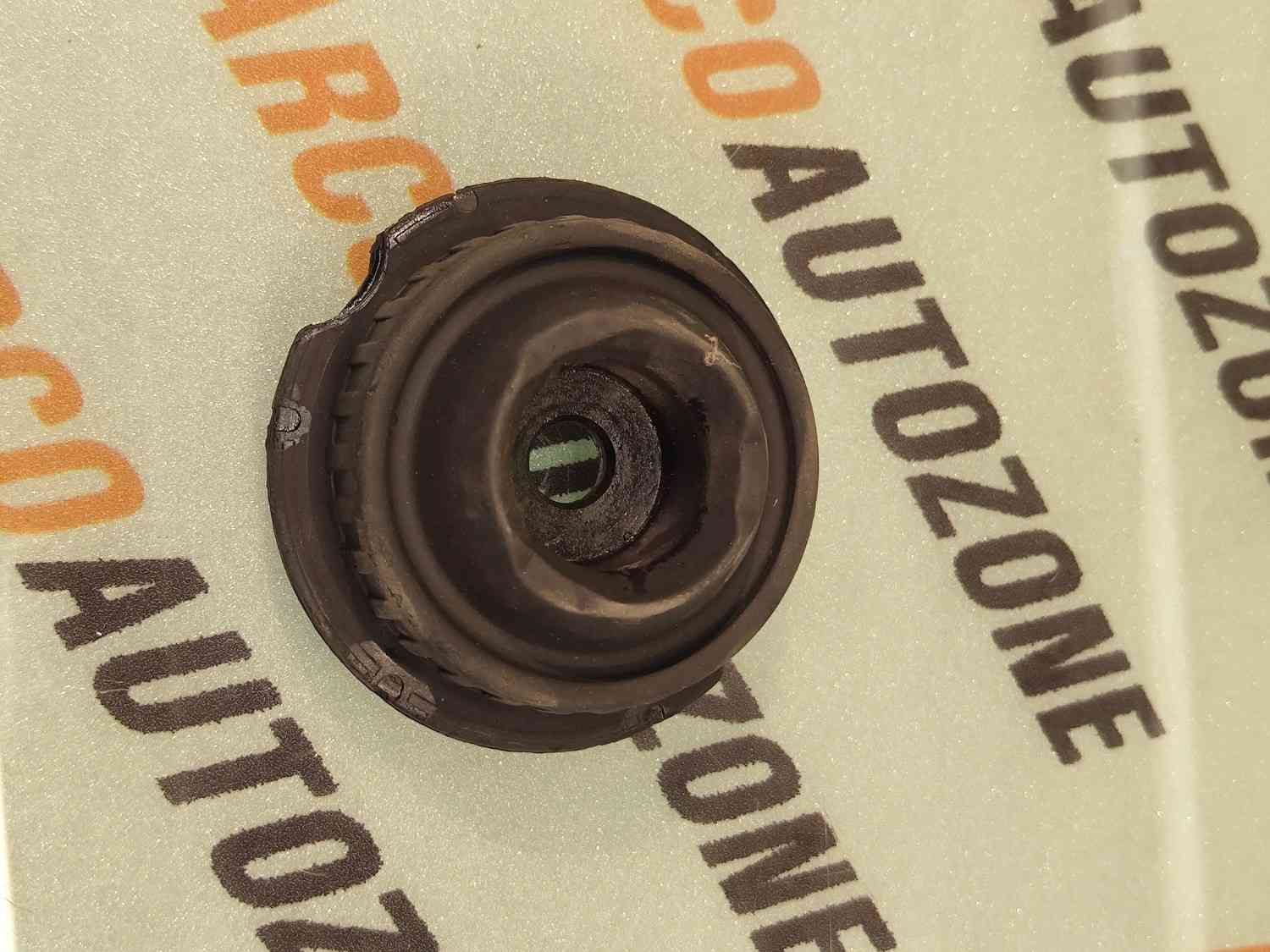 FRONT SHOCKER MOUNTING SUPERB 1 ST GEN 4DO412377F