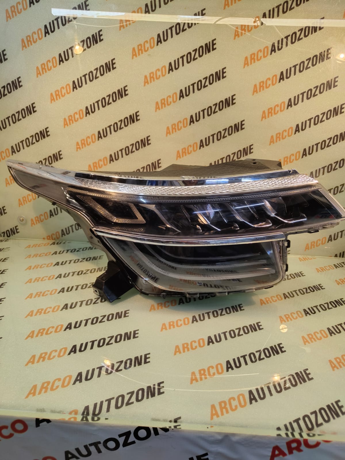 HEAD LIGHT LEFT