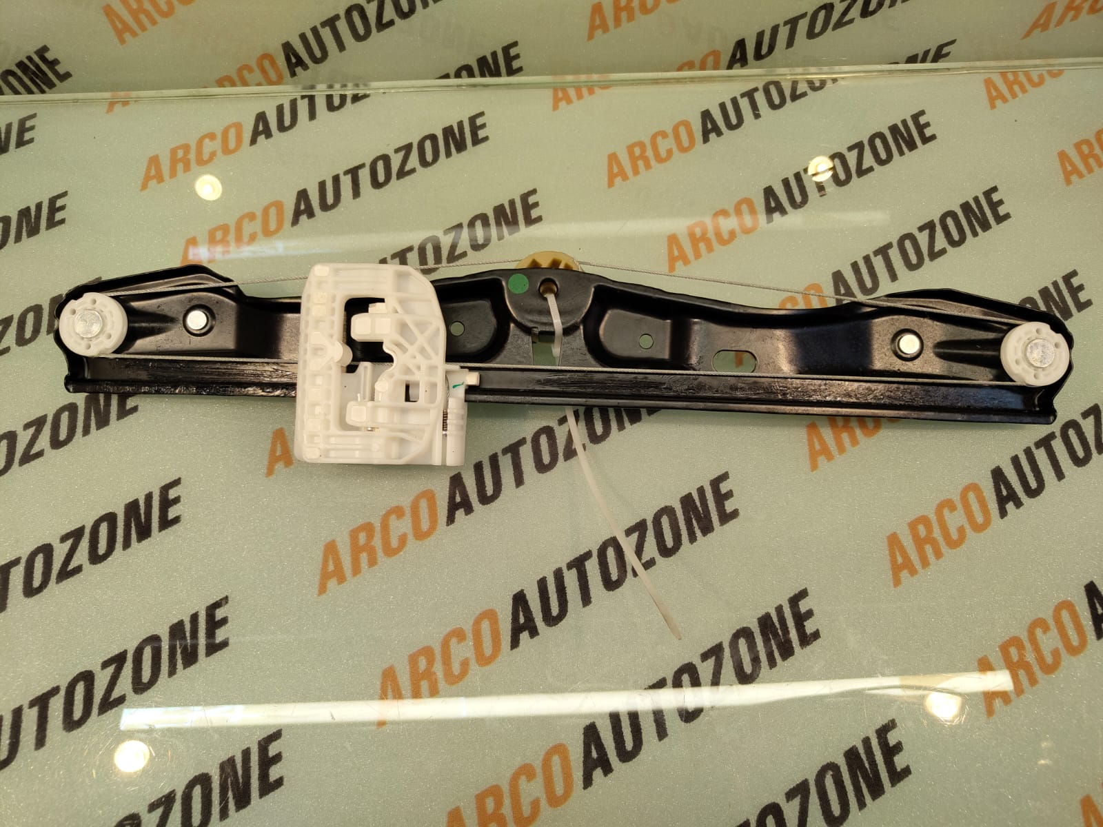 GLASS MACHINE F30 REAR RIGHT IMP 51357281888
