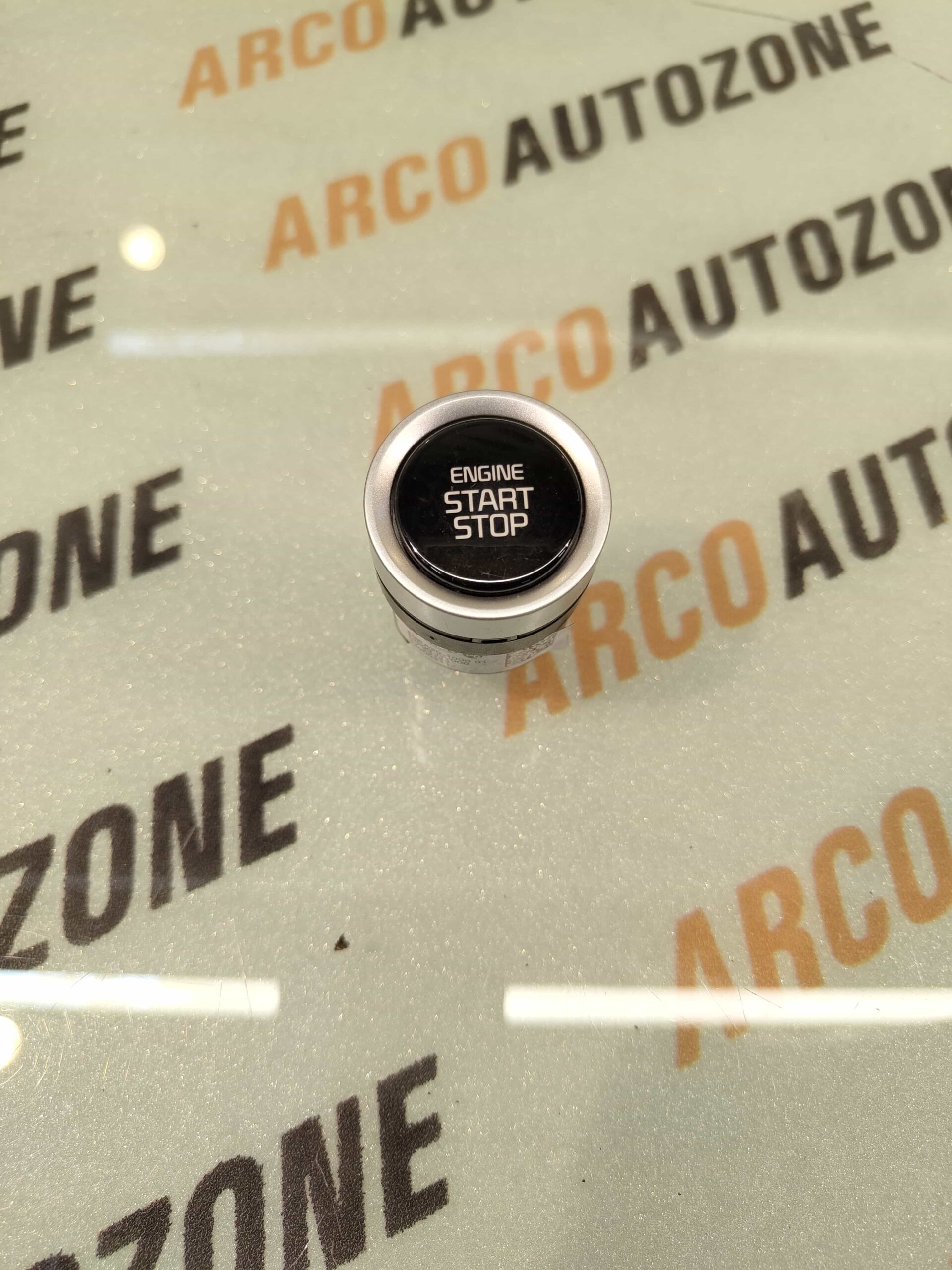 PUSH START BUTTON SONET VENUE HYU 93500DY000