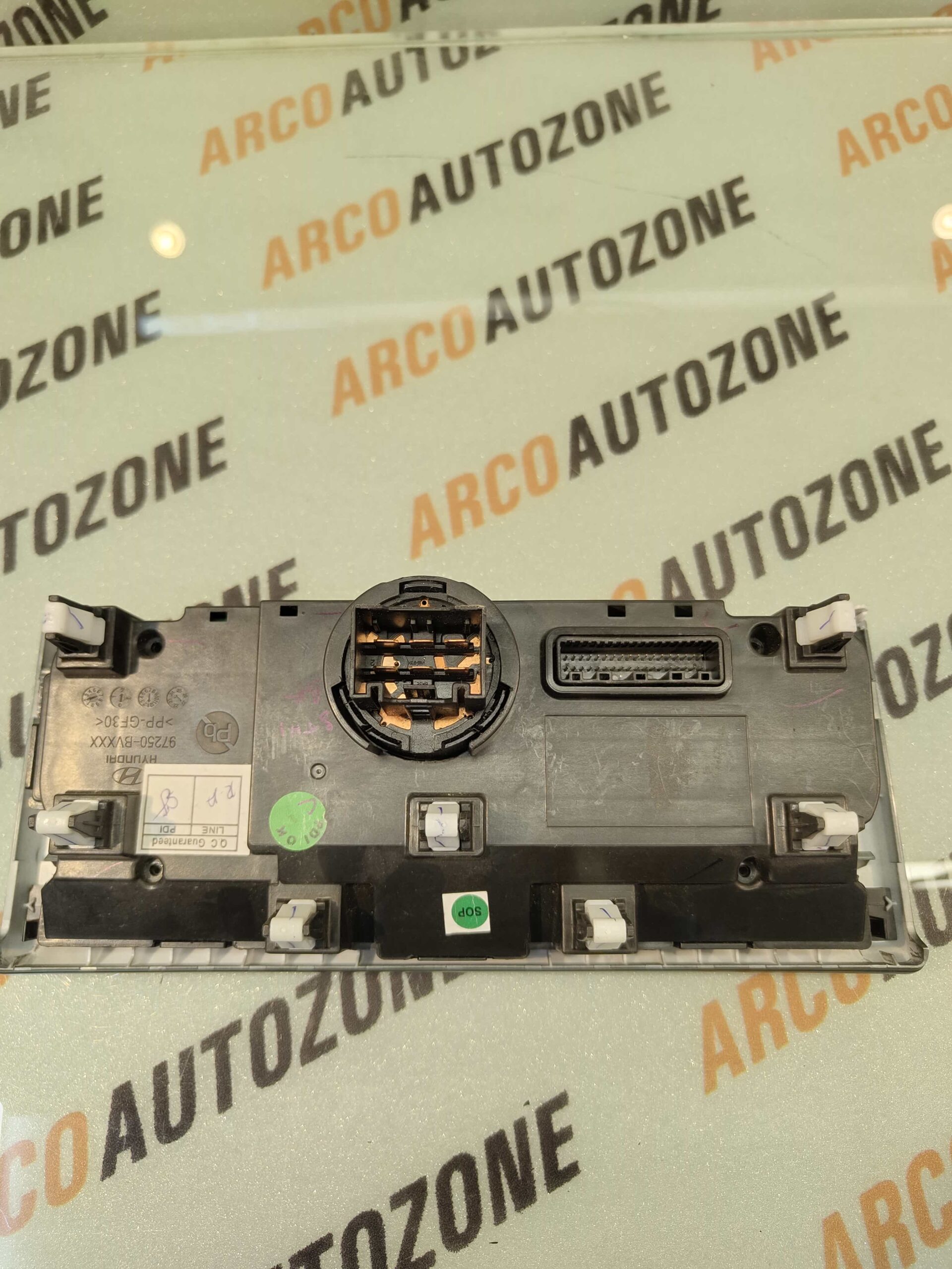 AC PANEL CRETA 24 MANUAL 97250BV