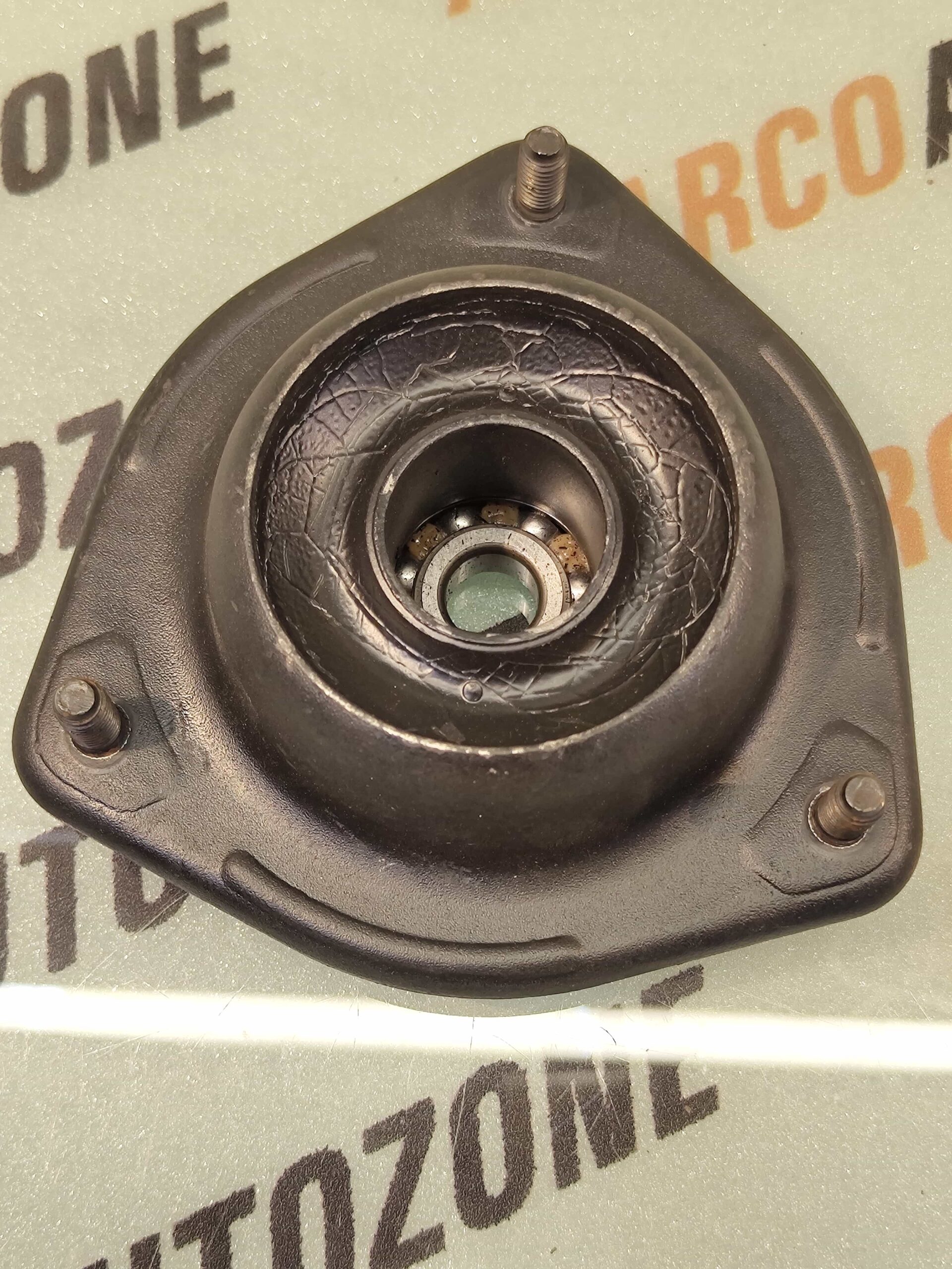 FRONT SHOCKER MOUNTING ACCENT MANDO DCC000235