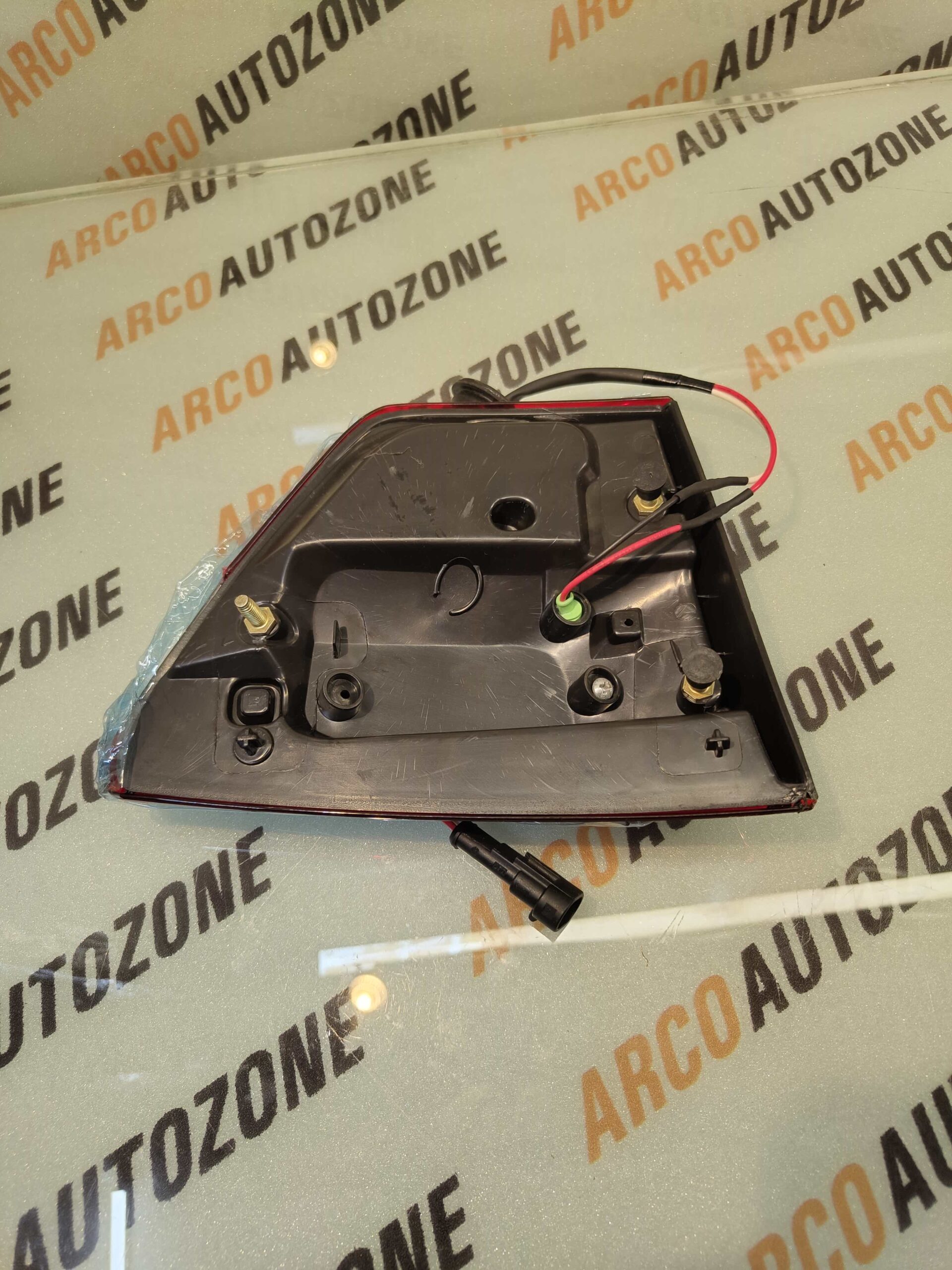 DICKY LIGHT TIGOR RIGHT RED IND
