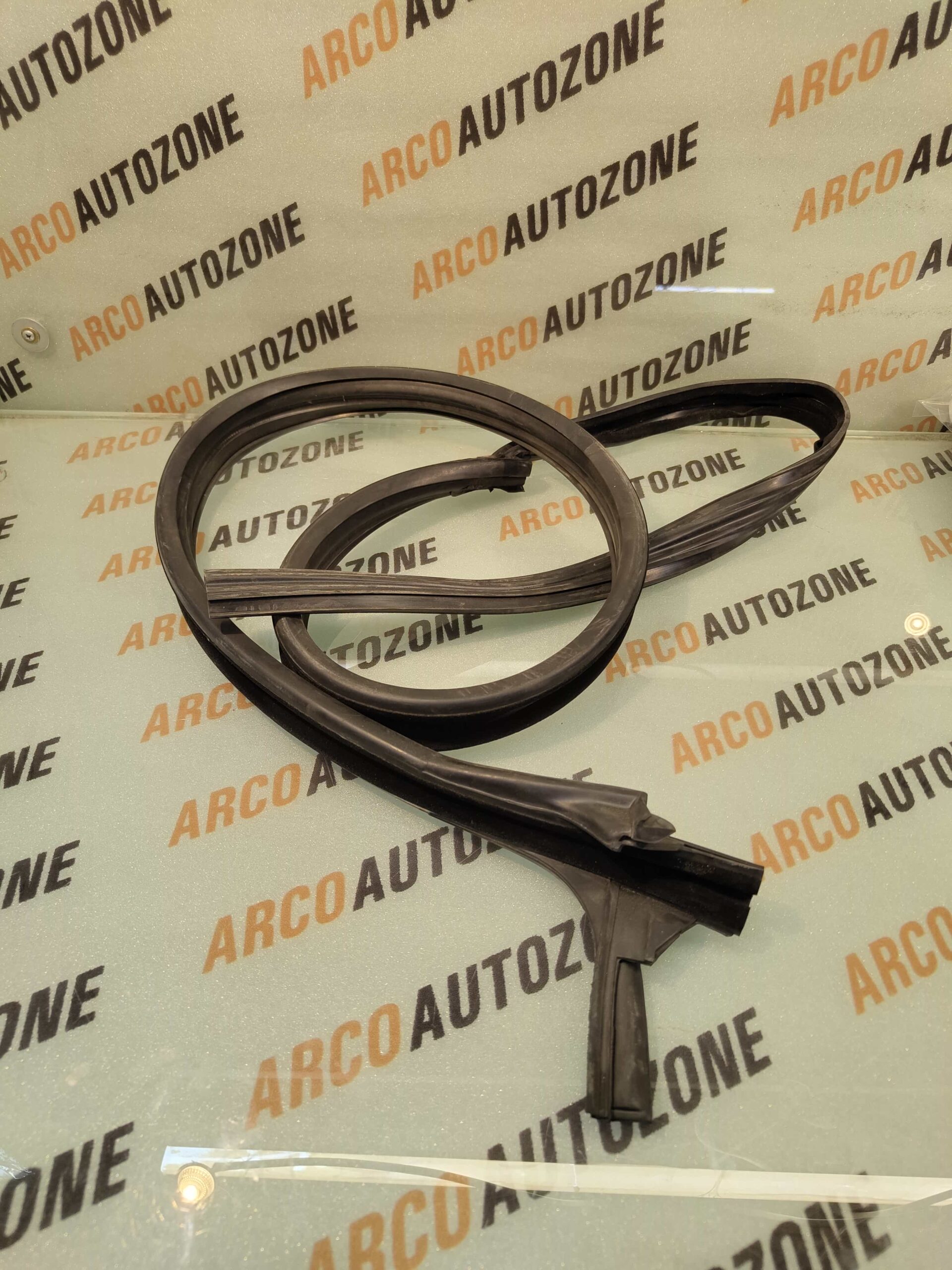RUN CHA RUBBER WAGONR 2005 FRONT RIGHT IND