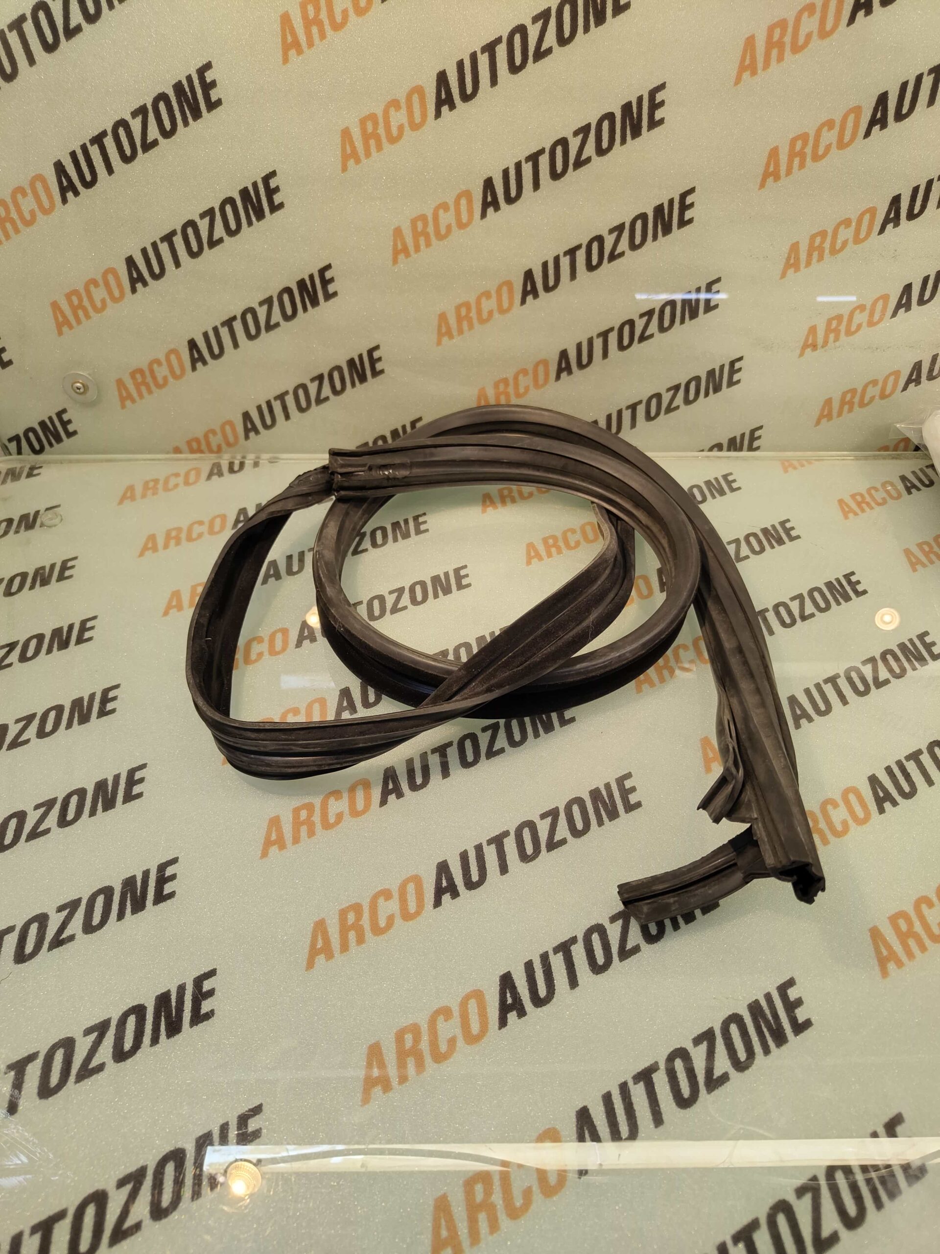 RUN CHA RUBBER WAGONR 2005 FRONT RIGHT IND