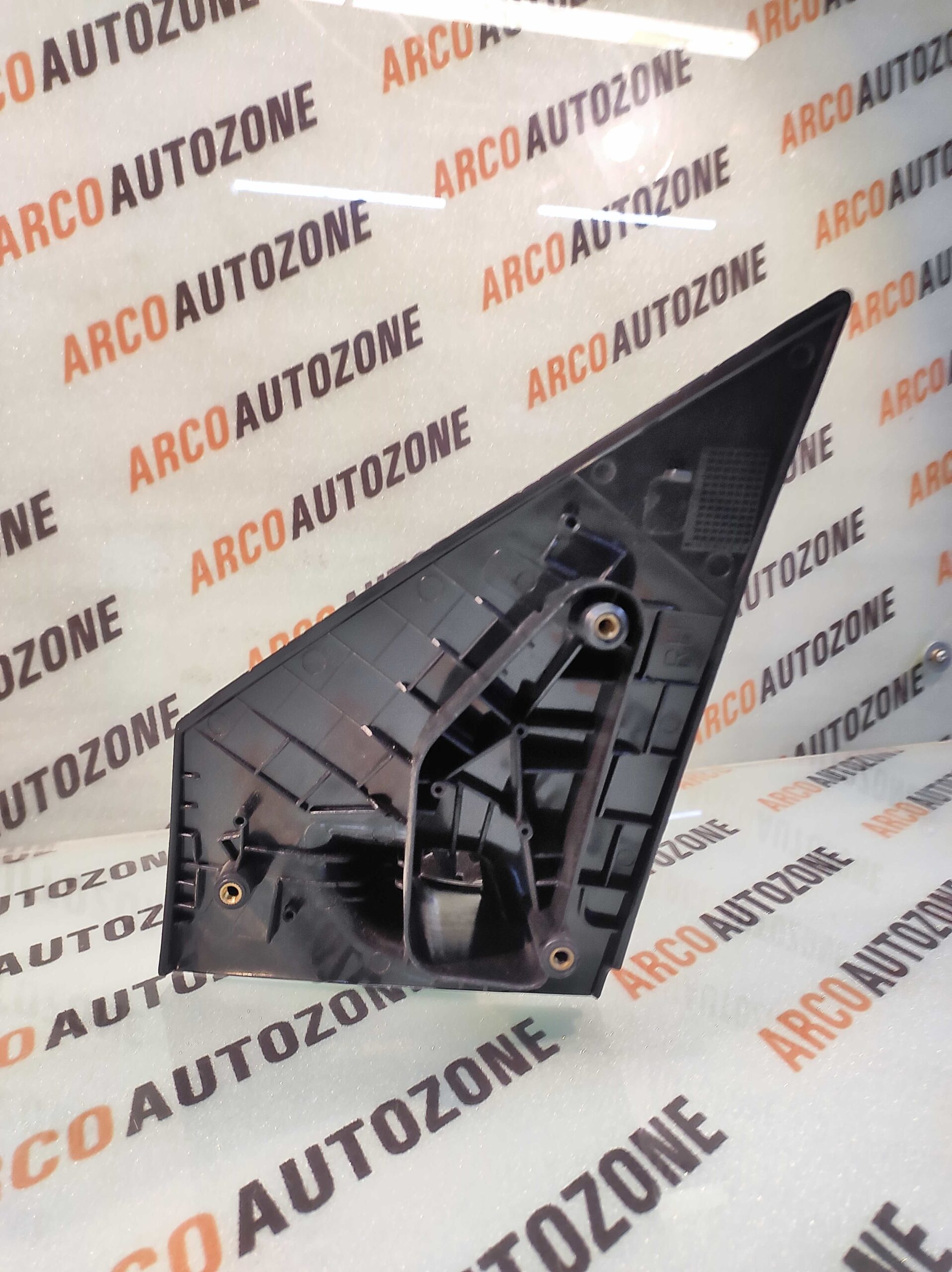 SIDE MIRROR BRACKET TIAGO TIGOR LEFT IND