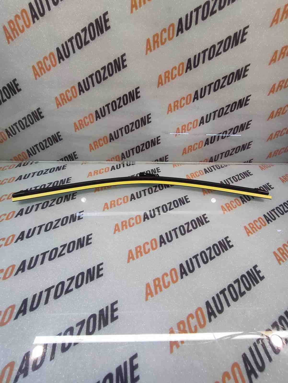 WIPER BLADE RIGHT XUV 700 HECTOR 24 VALEO 589535