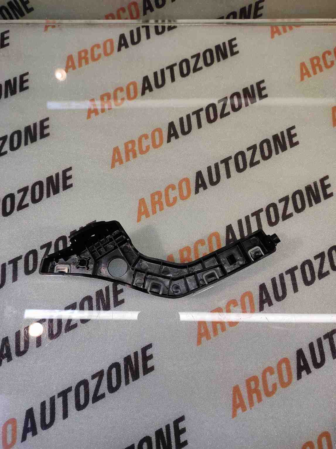 FRONT BUM BRACKET REDIGO RIGHT 1ST GEN REN 622242XA0A