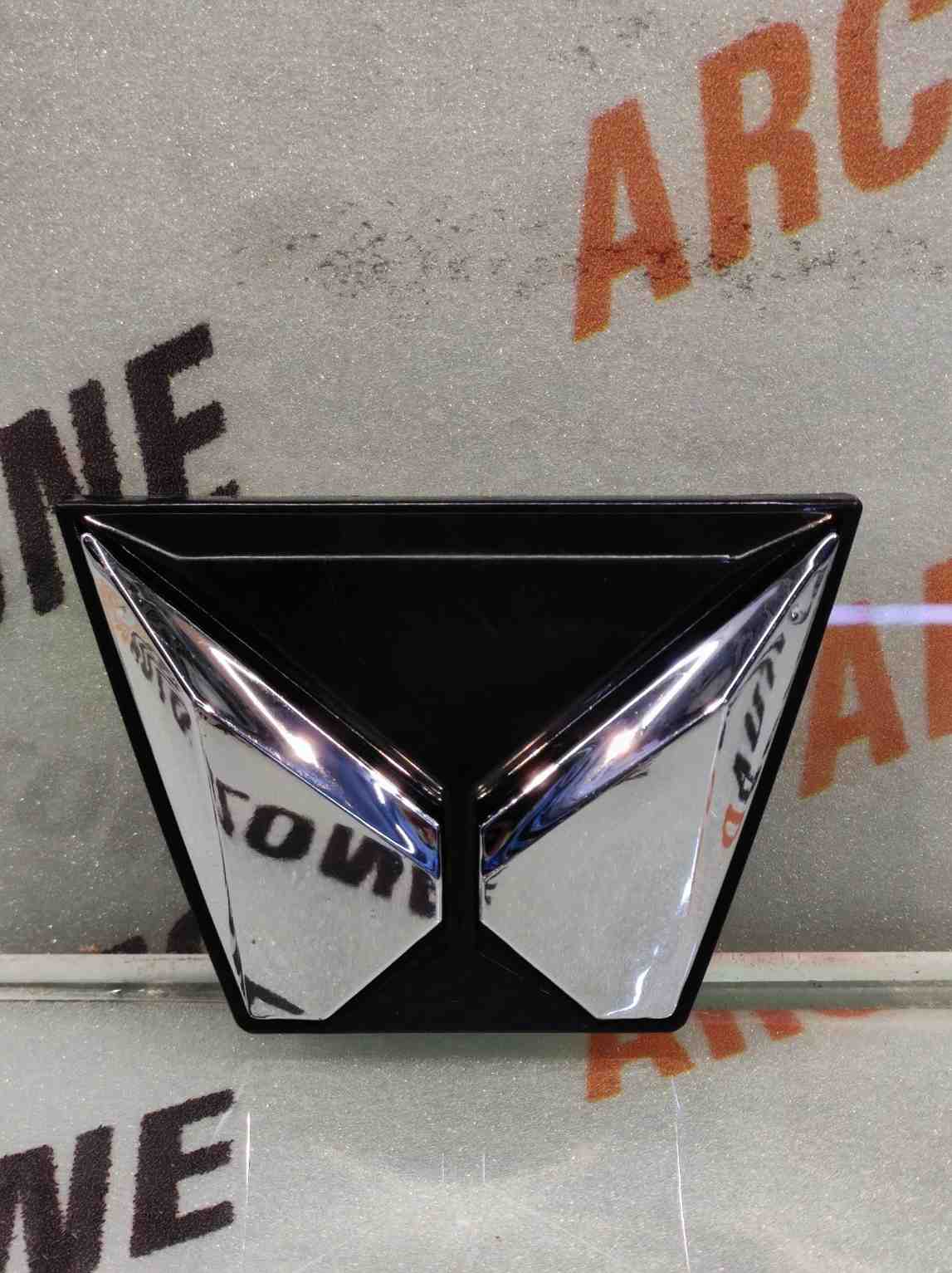 DICKY LOGO XUV 700