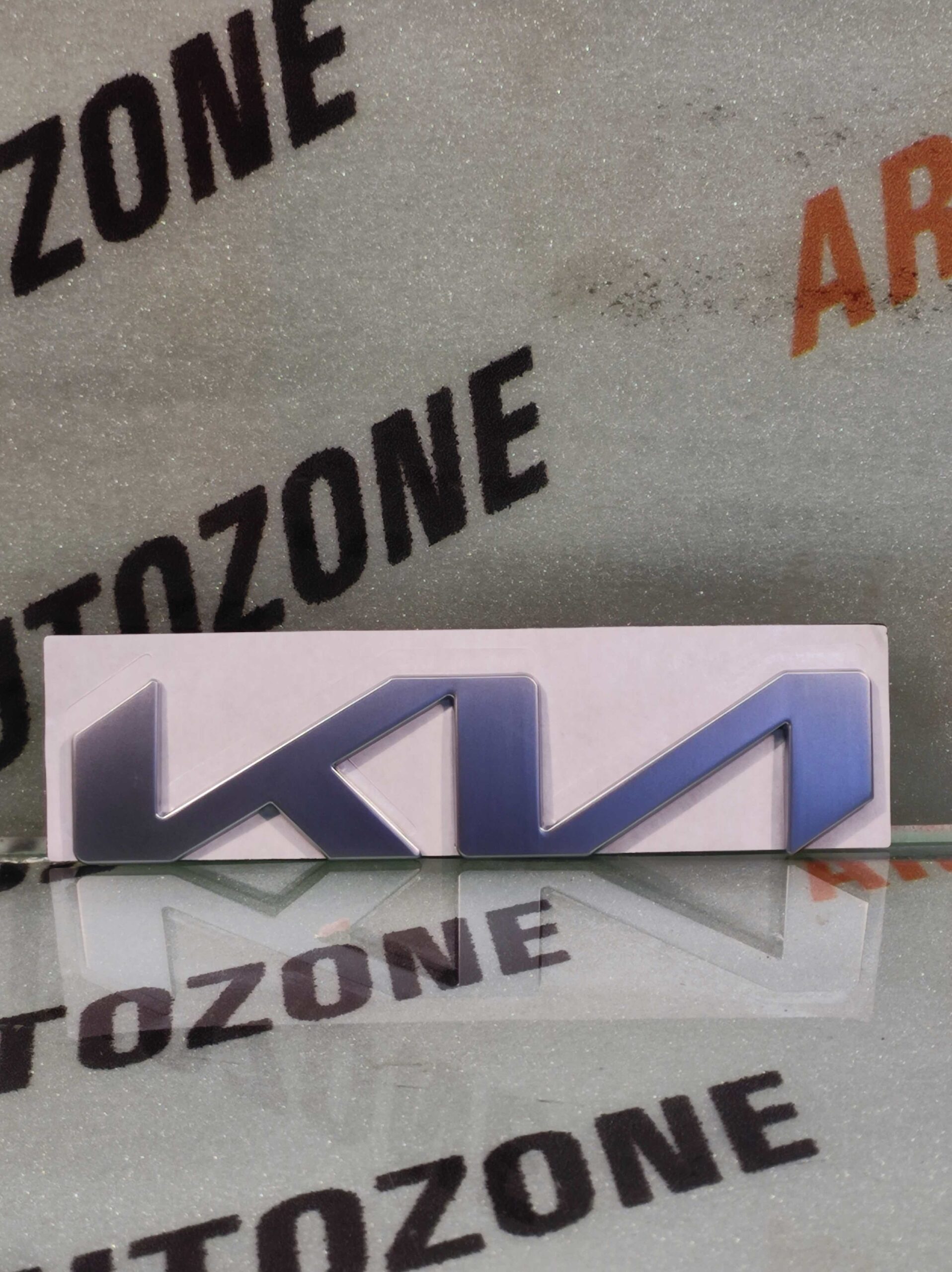 SINGLE LOGO KIA 12.5 CM METAL SILVER