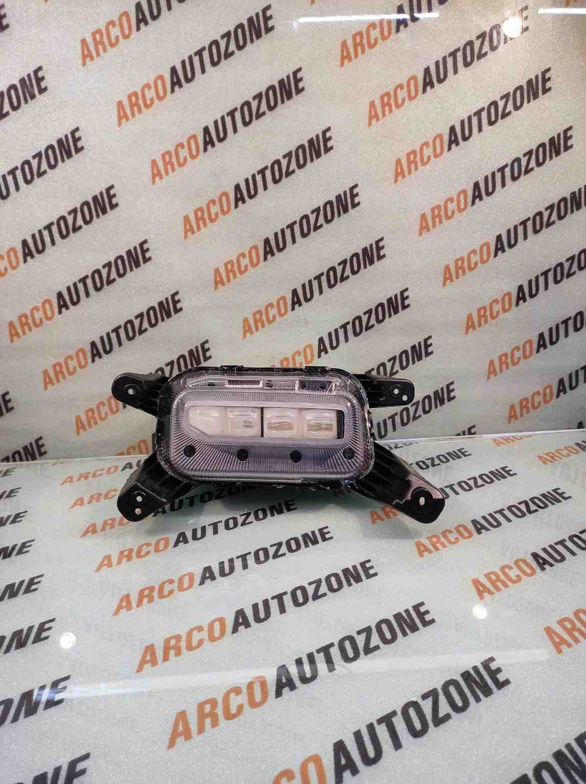 FOG LAMP SELTOS 2ND RIGHT GEN LOT 92202Q
